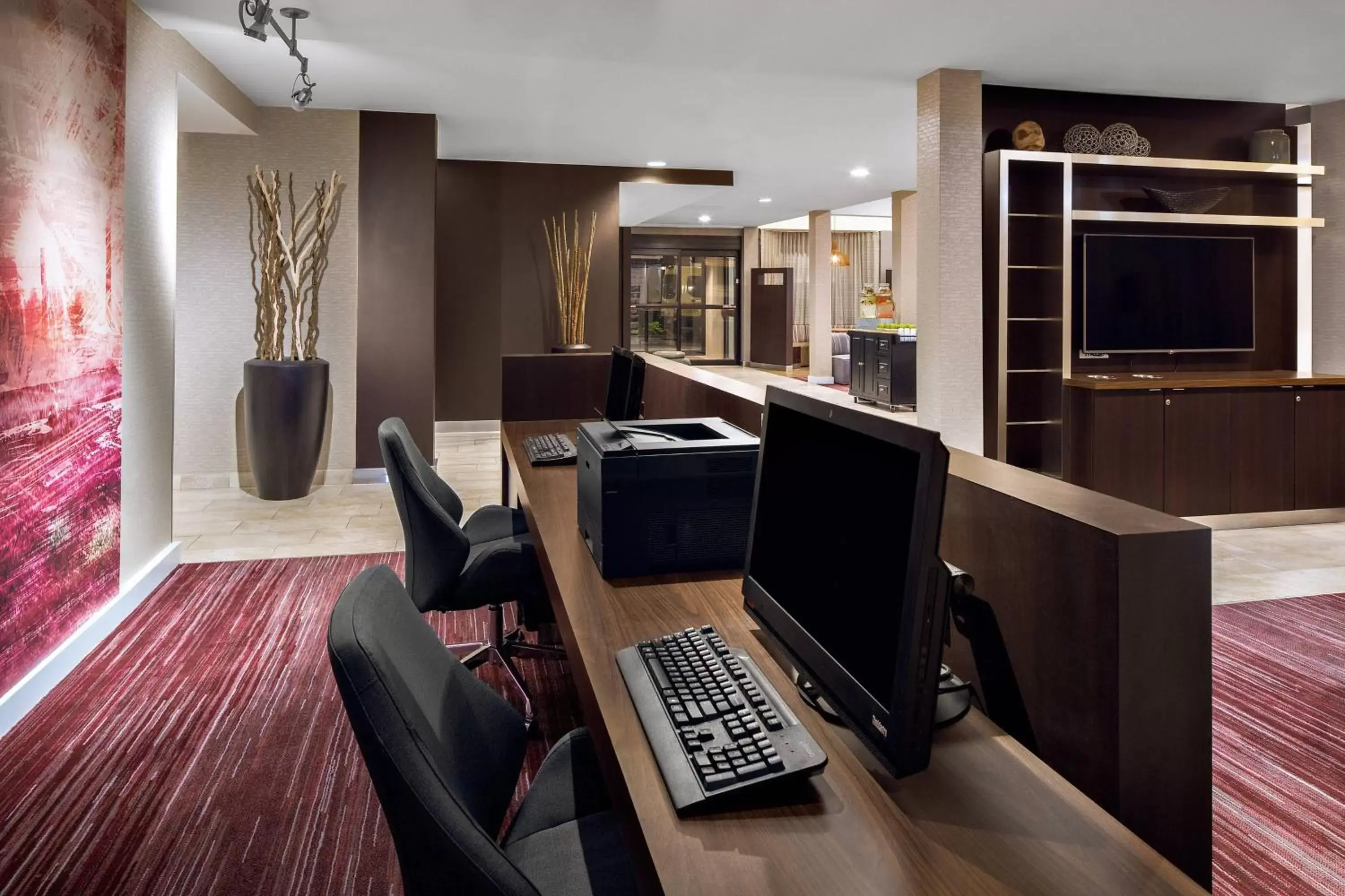 Business facilities, TV/Entertainment Center in Courtyard by Marriott Pittsburgh Airport