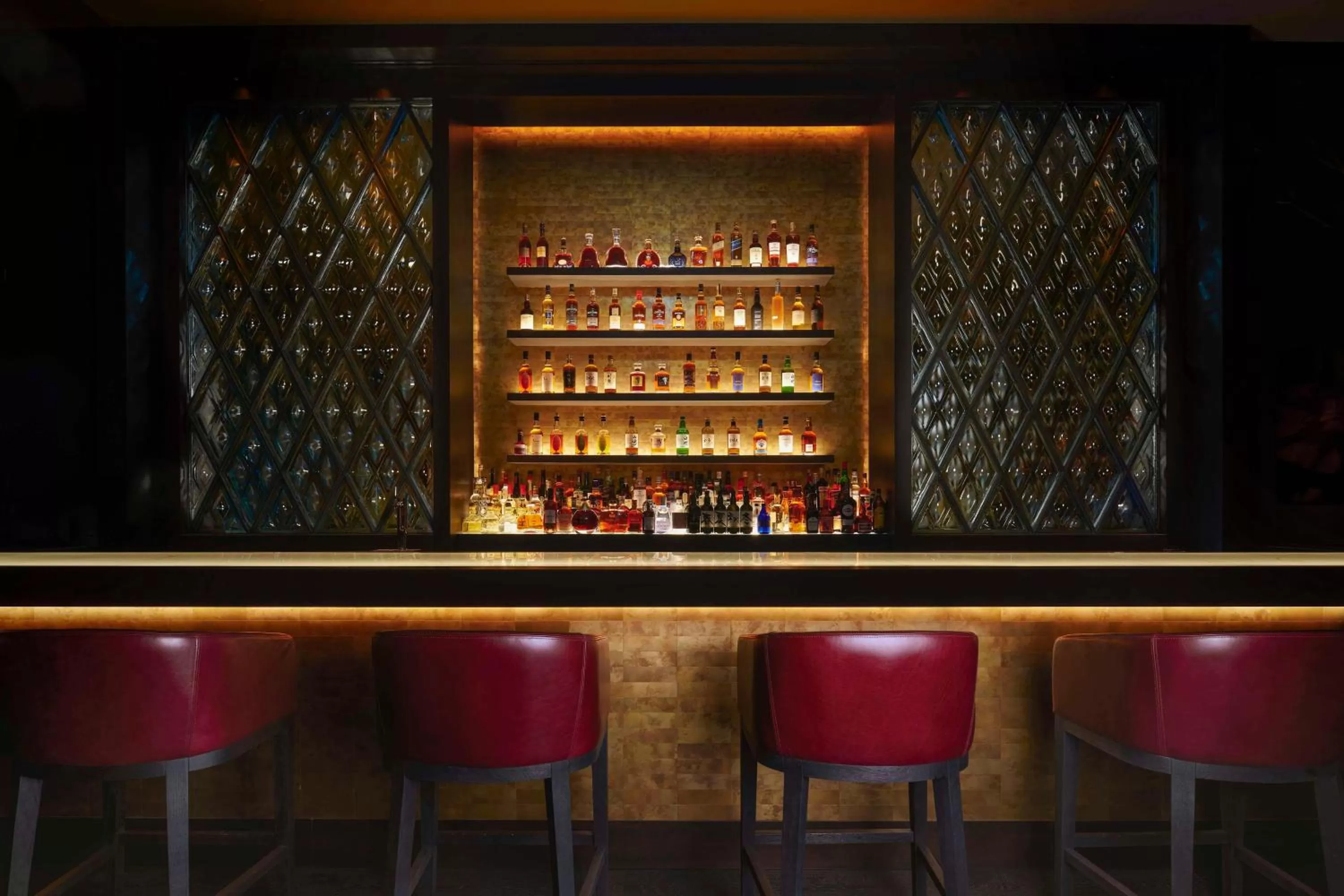 Lounge or bar in Park Hyatt Niseko Hanazono