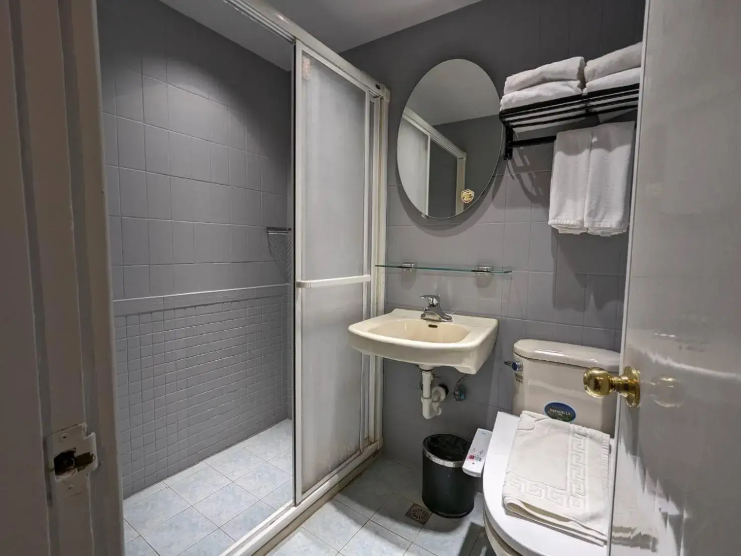 Bathroom in YESHOME HOTEL