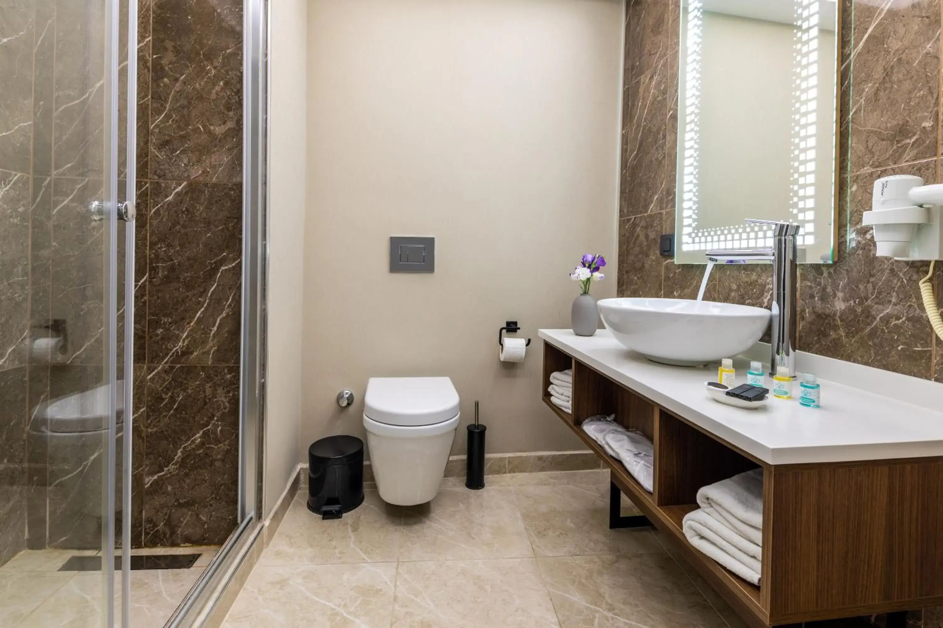 Bathroom in Union Hotel Port