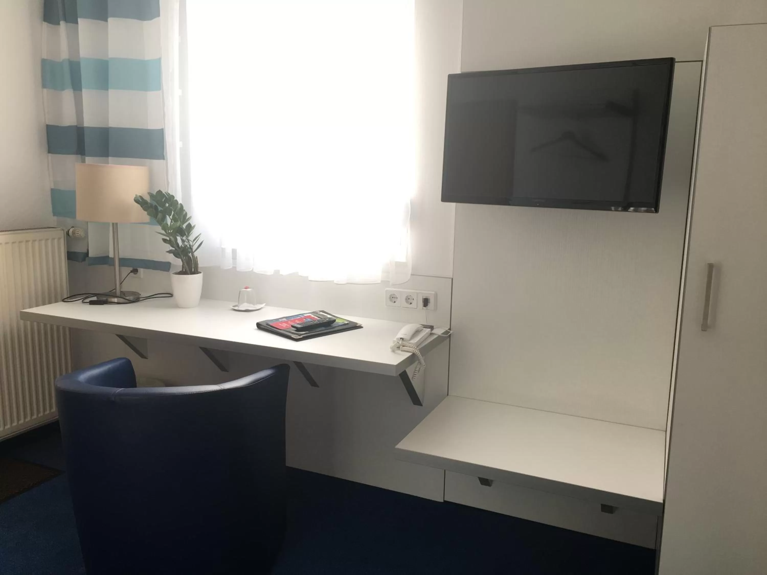 Photo of the whole room in Hotel & Restaurant Park Cafe ISA