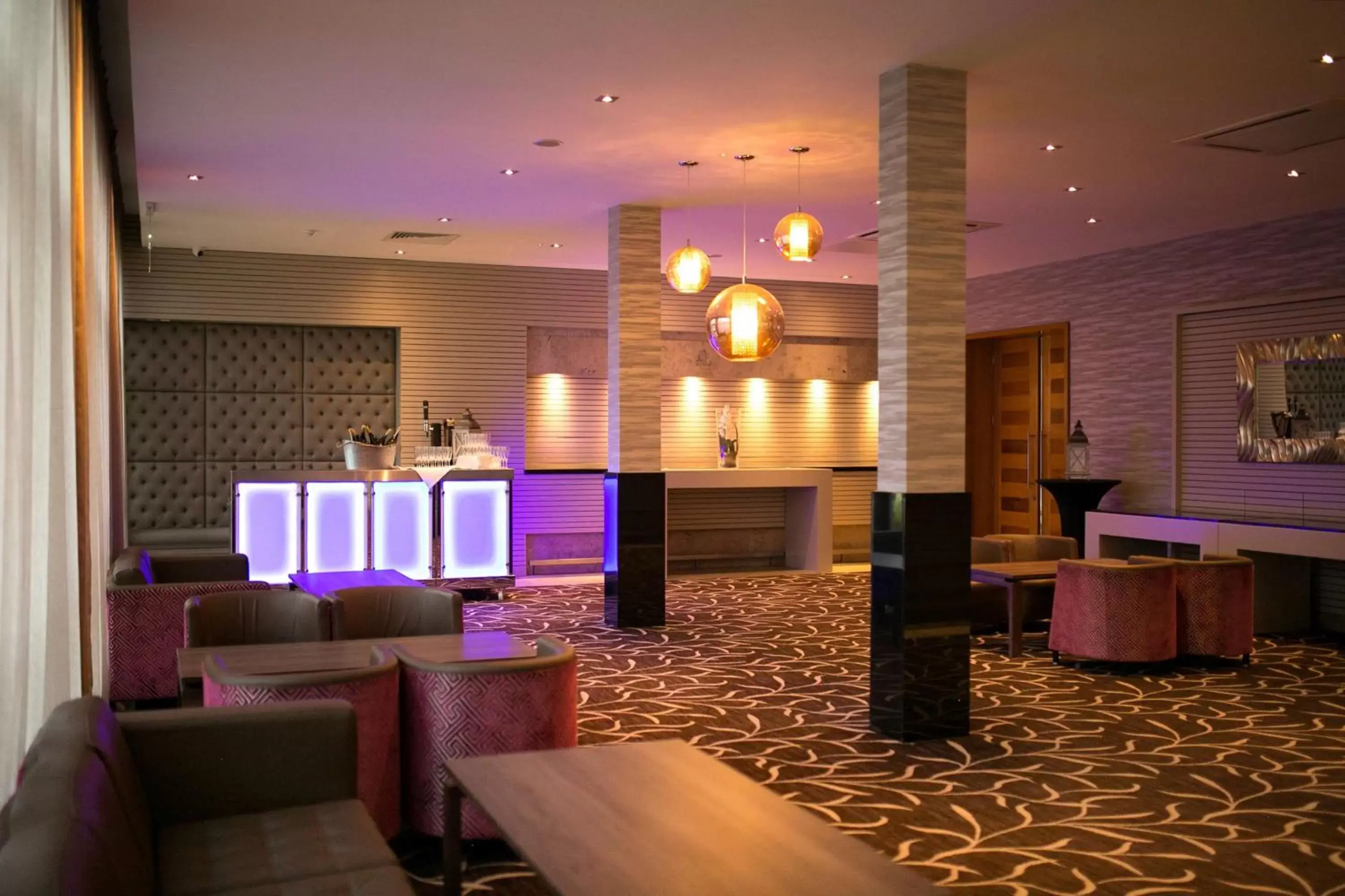 Restaurant/places to eat, Lobby/Reception in Radisson Blu Hotel, Letterkenny