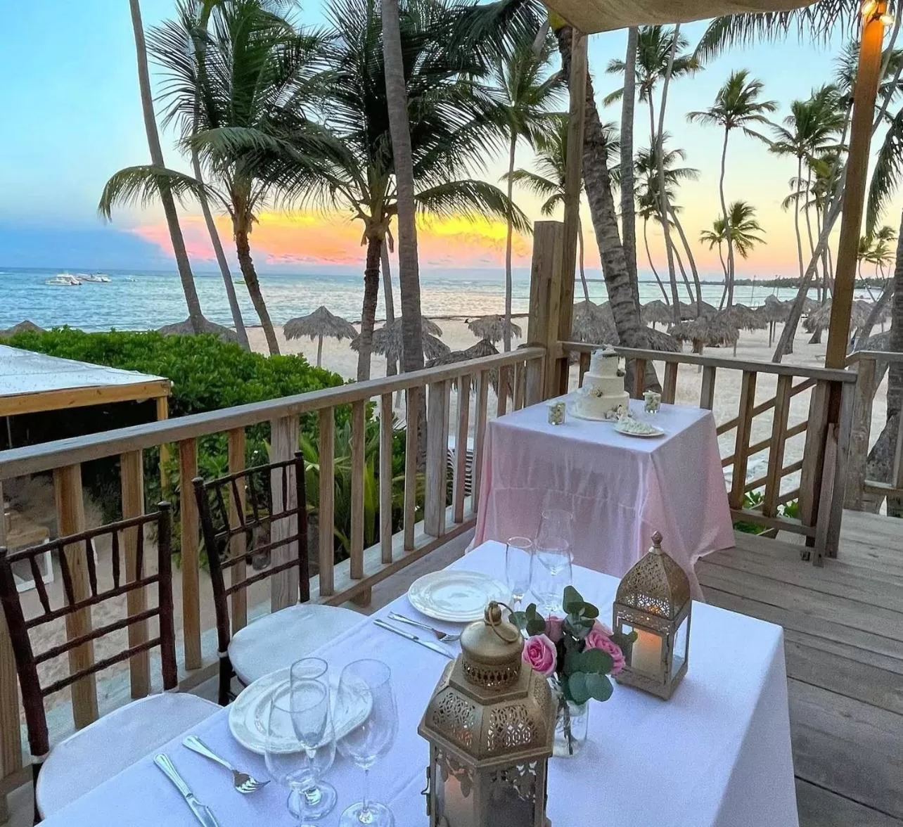 Restaurant/places to eat in LOS CORALES VILLAS and SUITES - BEACH CLUB, SPA, RESTAURANTS