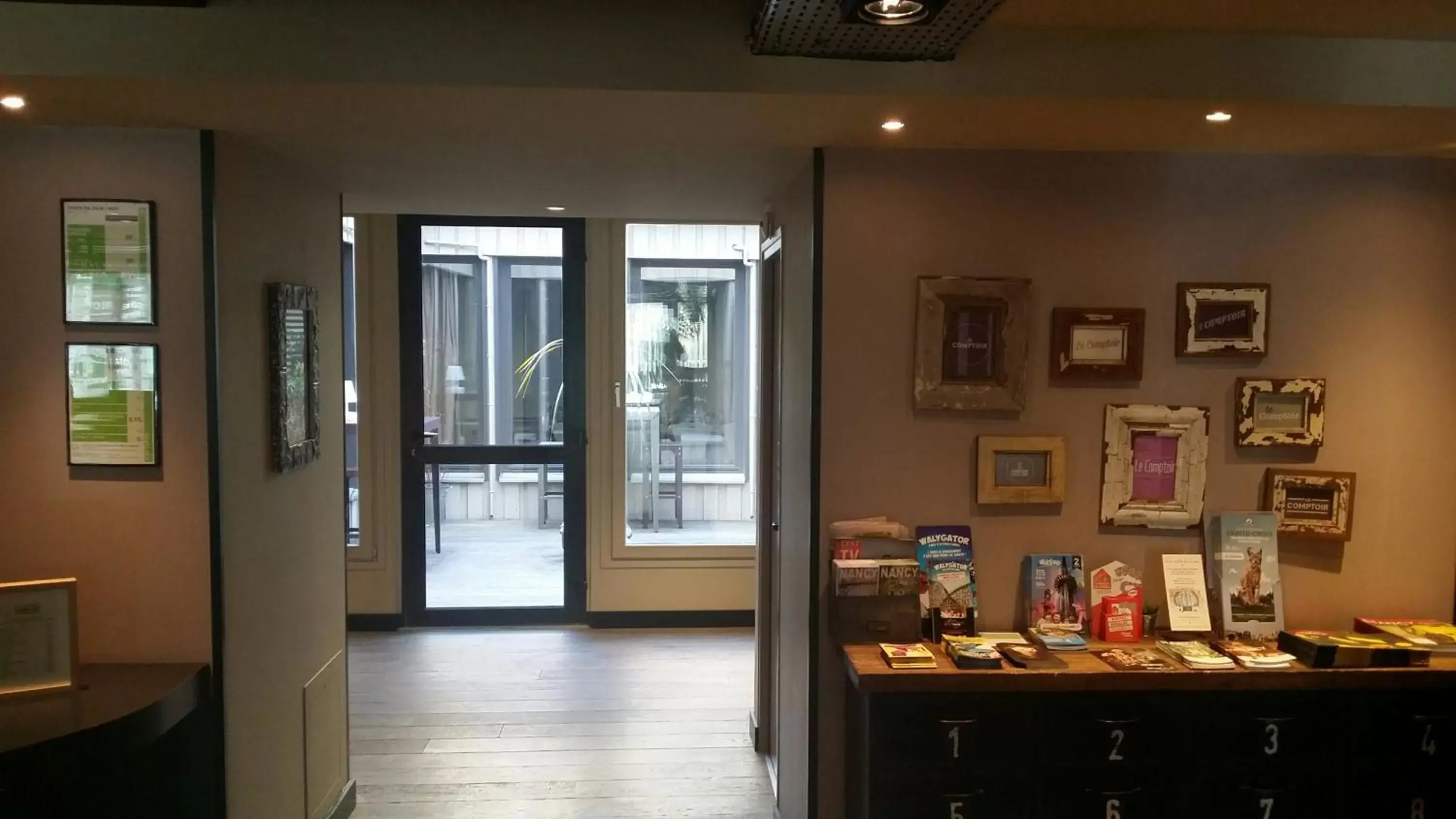 Lobby or reception in Campanile Nancy Centre - Gare Lobby or reception in Campanile Nancy Centre - Gare