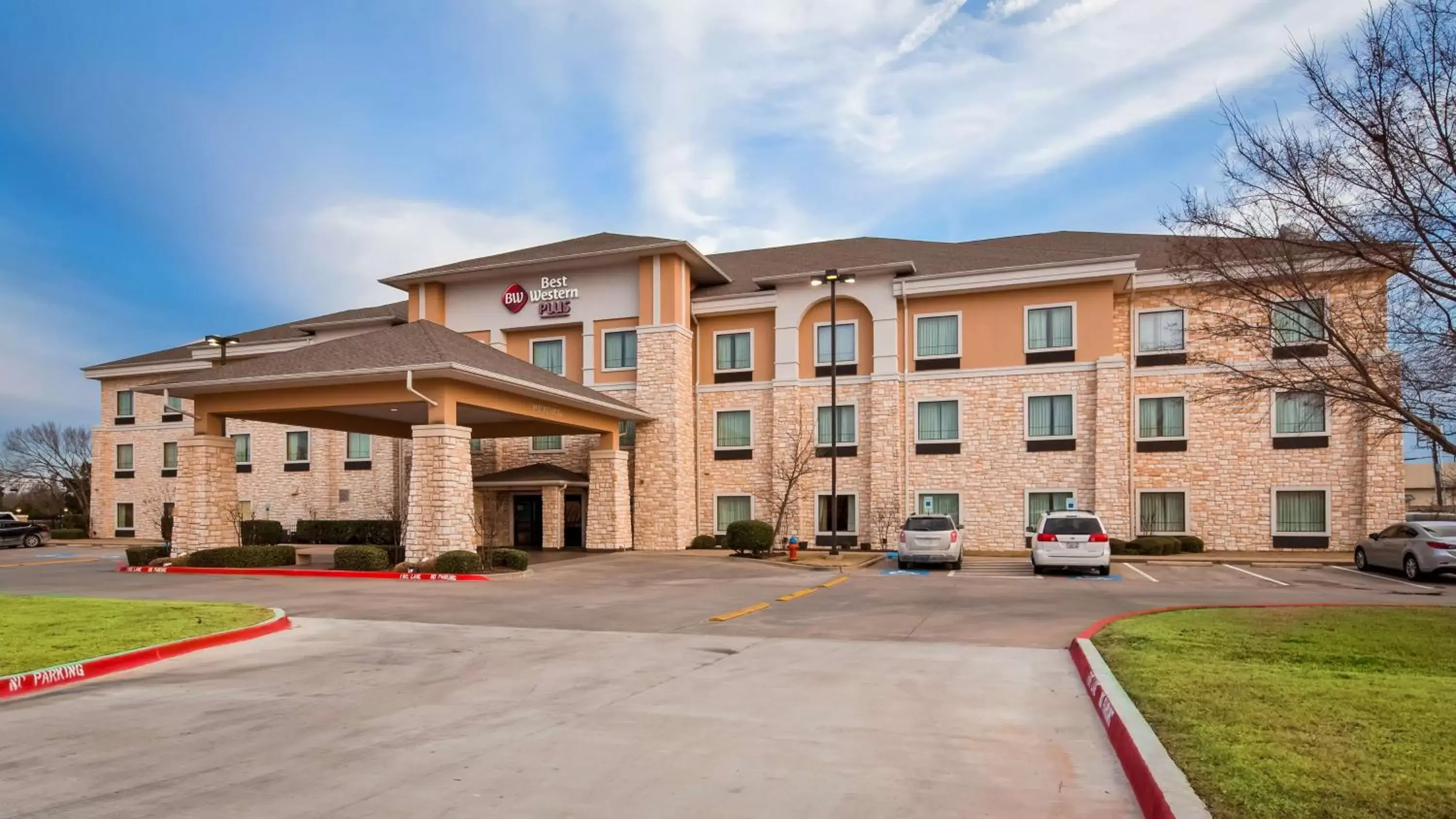 Property Building in BEST WESTERN PLUS Christopher Inn and Suites