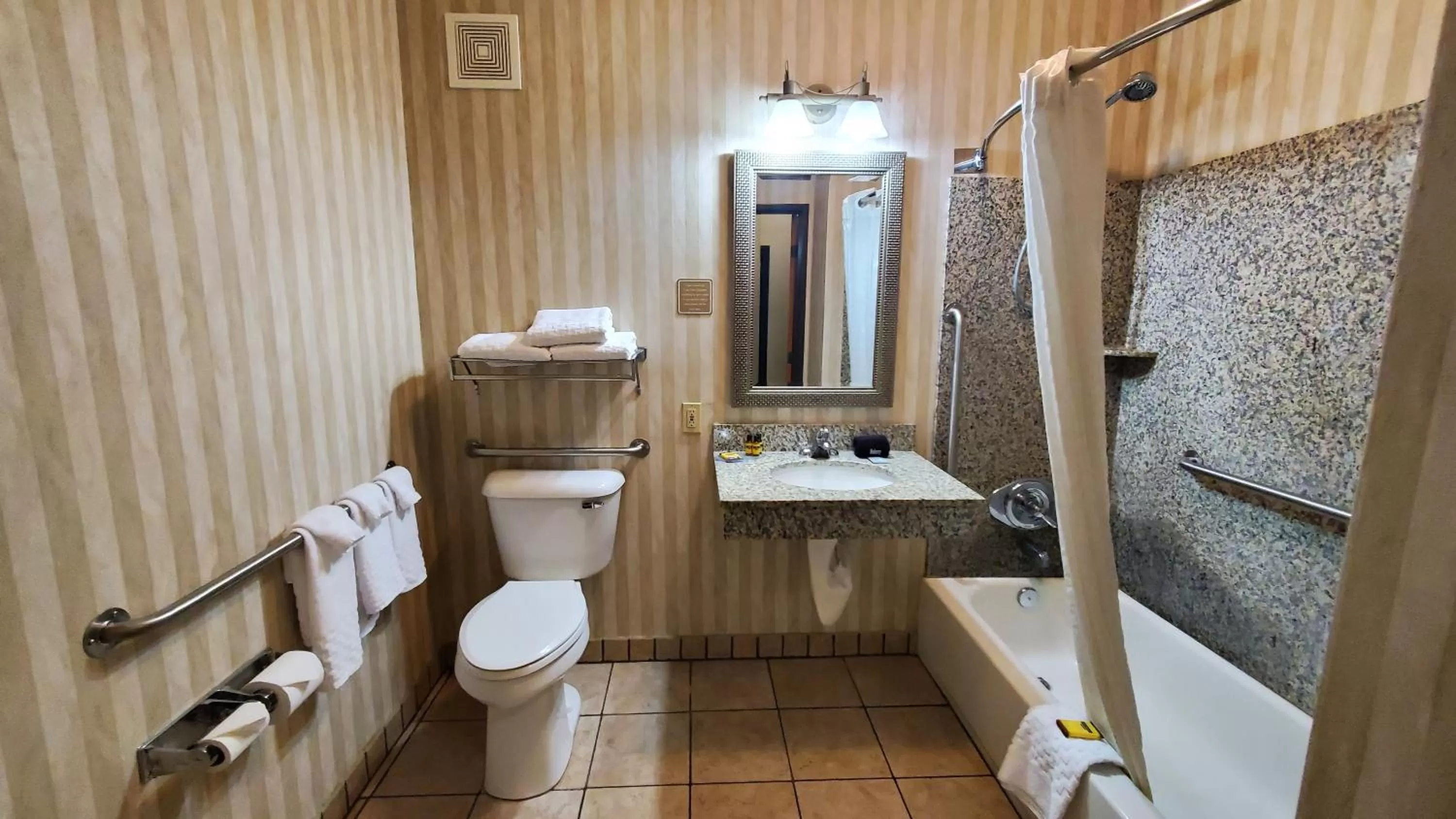 Shower in Best Western Plus Ellensburg Hotel