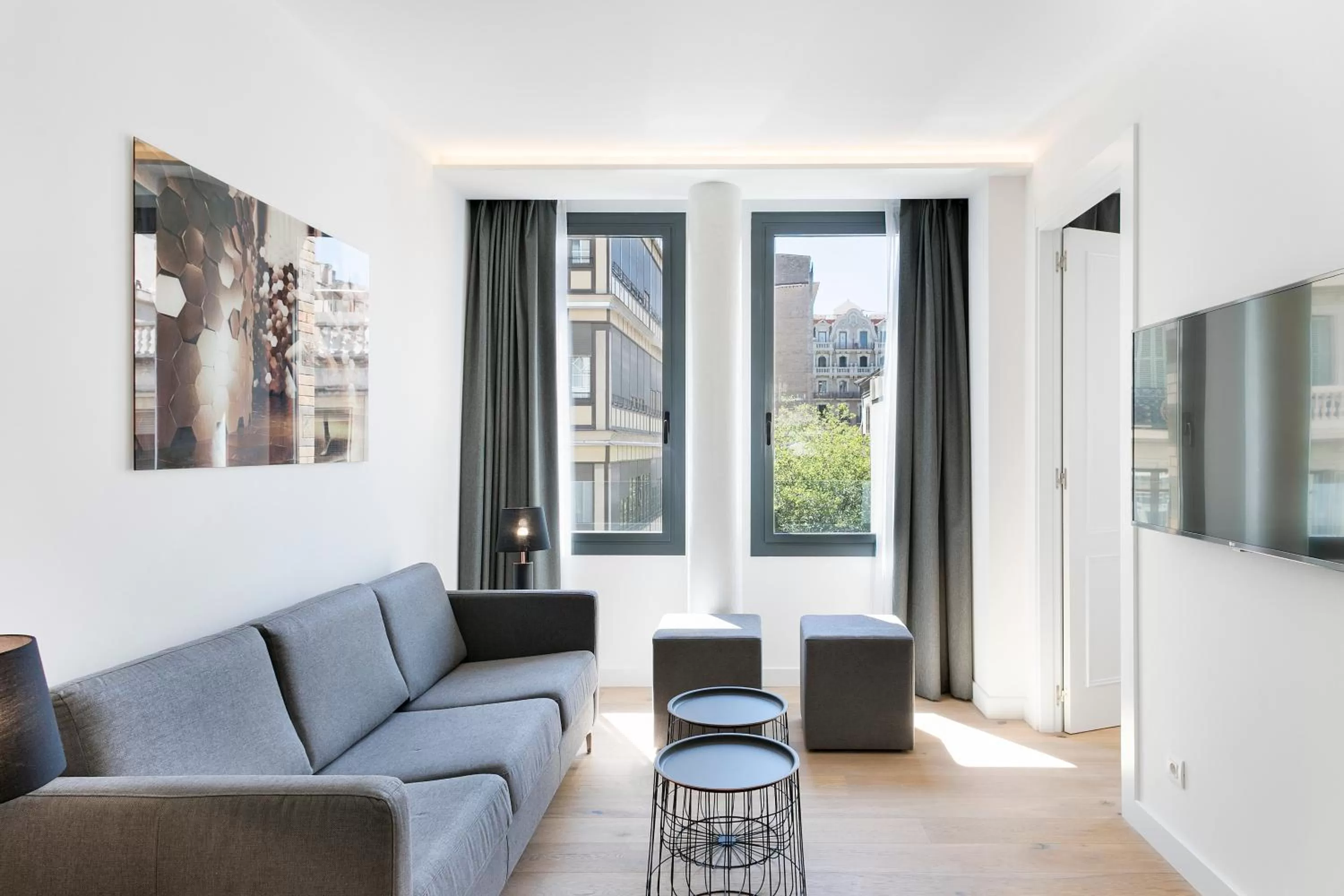 TV and multimedia in Murmuri Residence Mercader