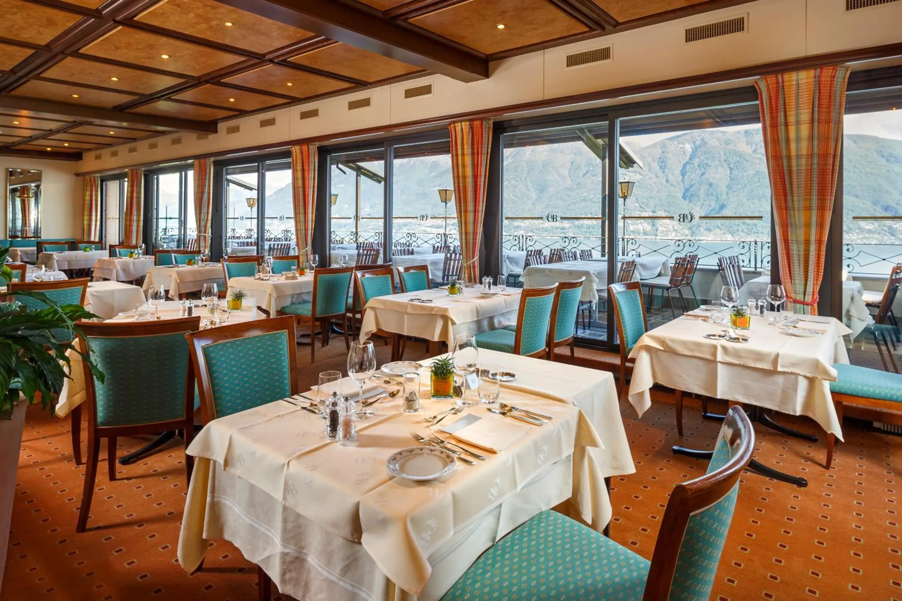 Restaurant/Places to Eat in Casa Berno Swiss Quality Hotel