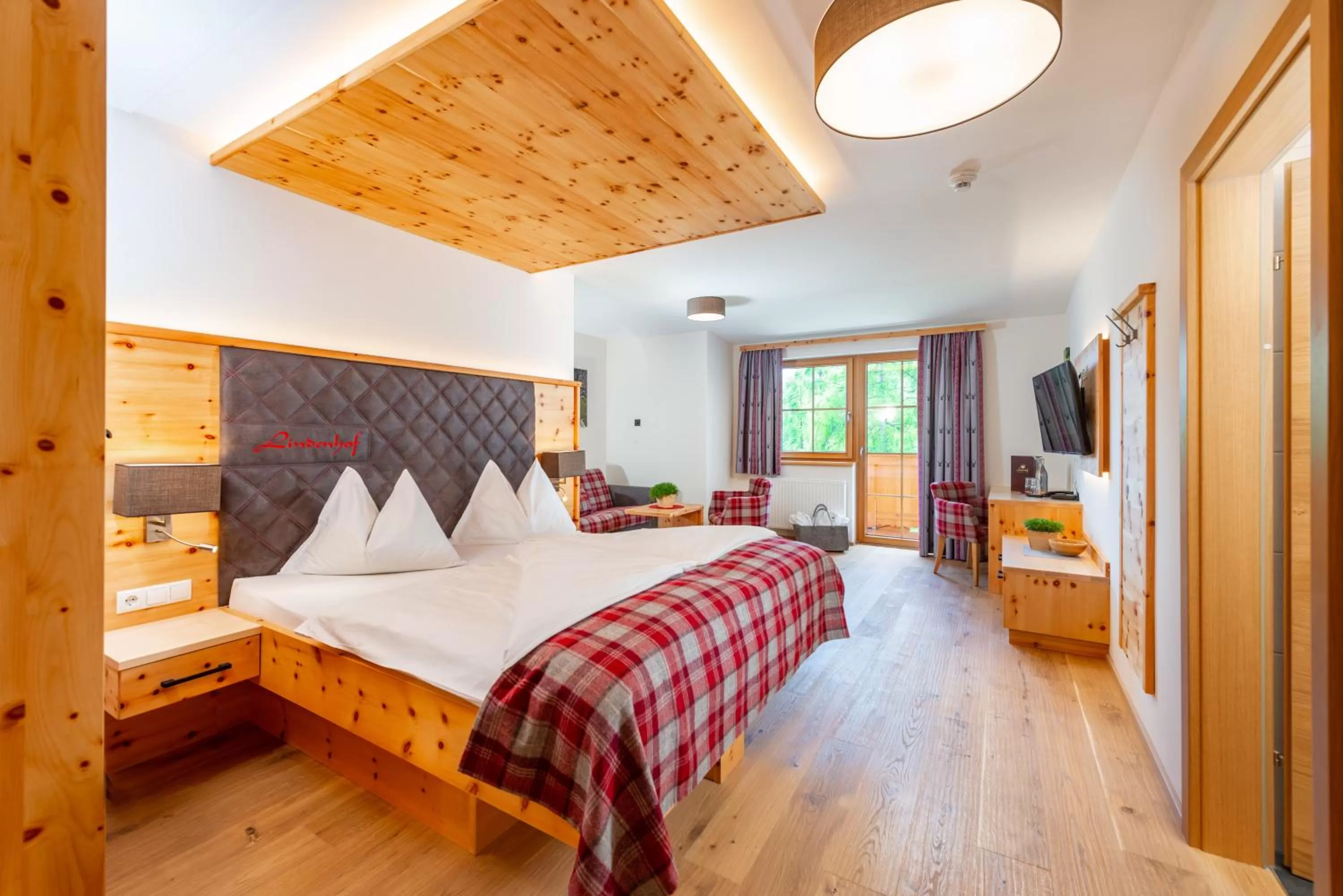 Photo of the whole room, Bed in Hotel Lindenhof