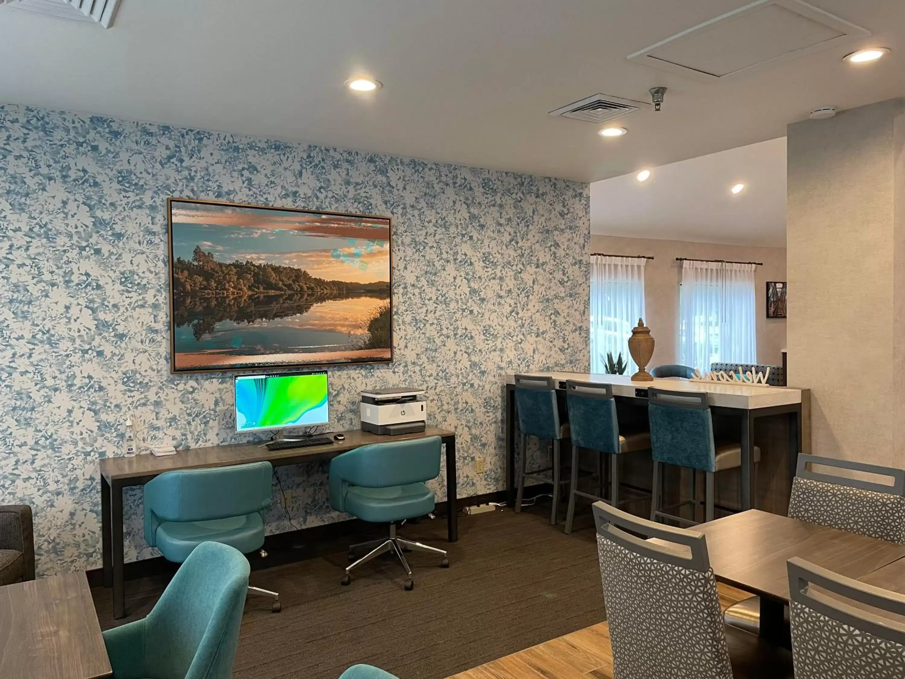 Business facilities in Best Western Fishkill Inn & Suites