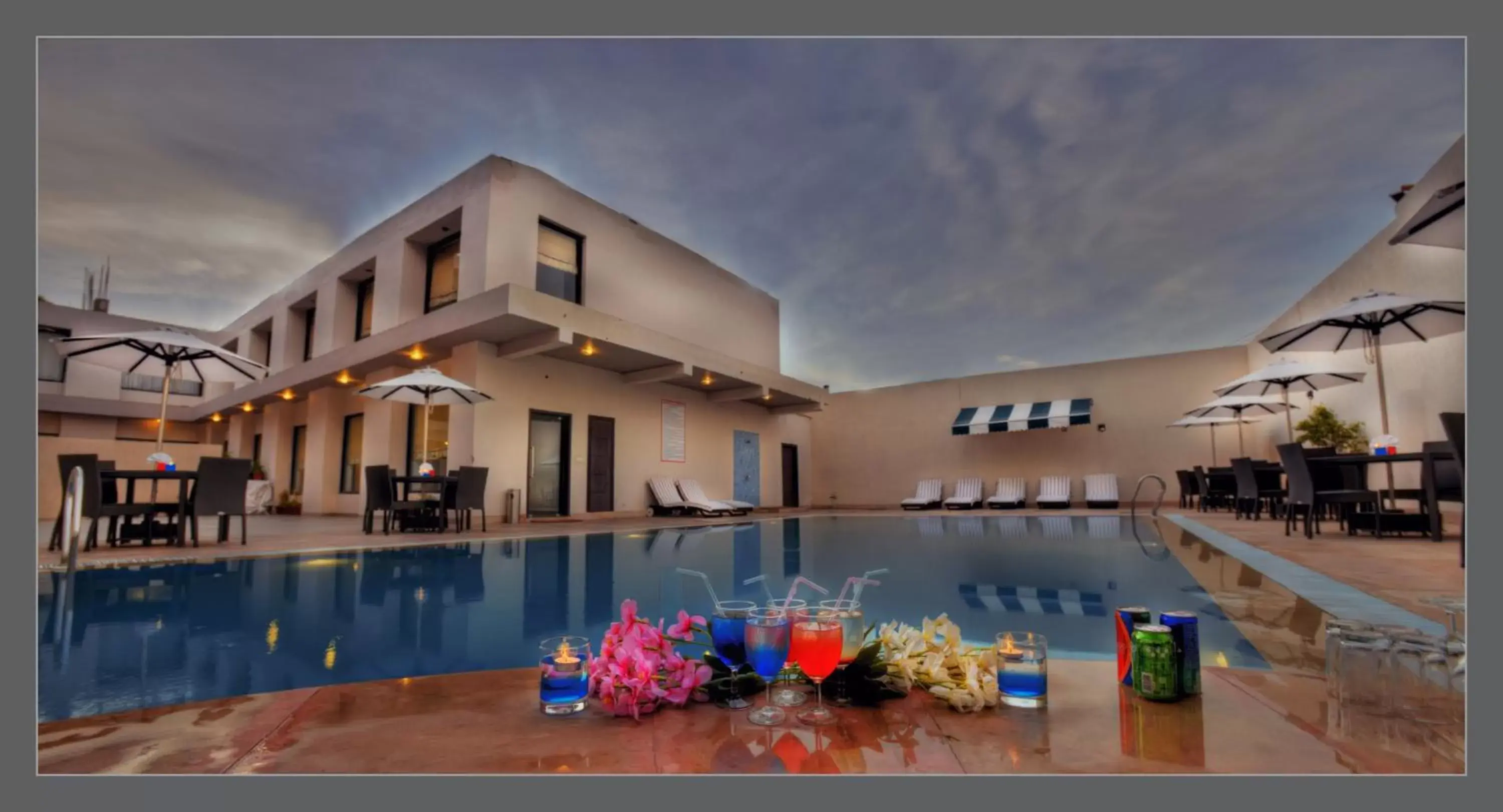 Pool view, Swimming Pool in The Retreat