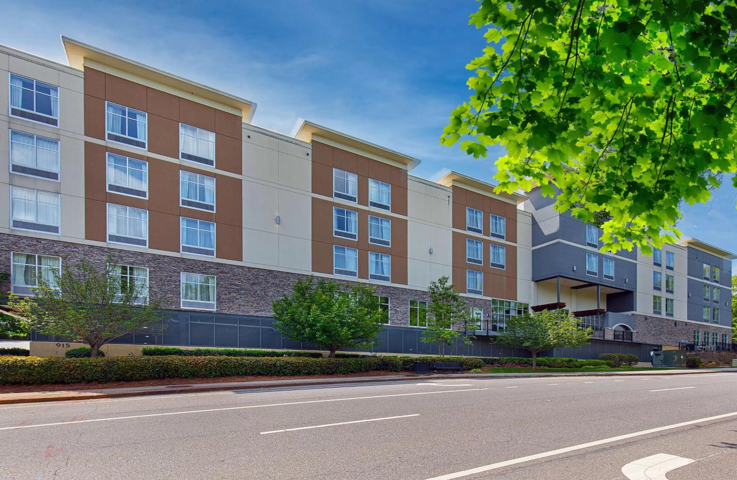 Property building in Homewood Suites by Hilton Atlanta Perimeter Center