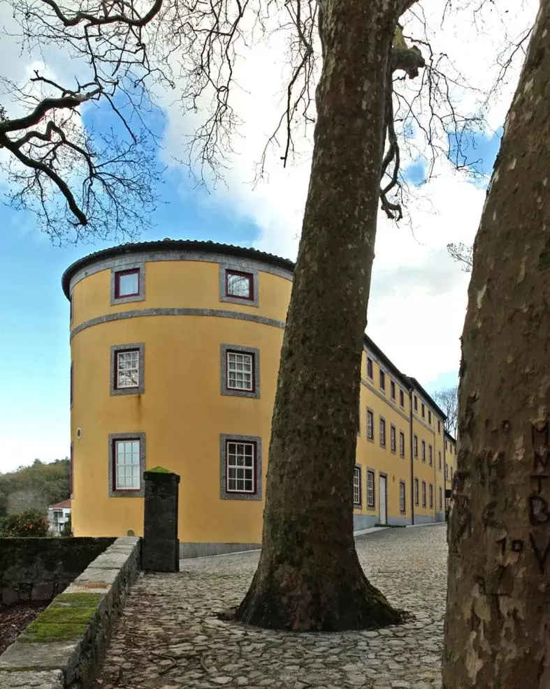 Facade/entrance, Property Building in Hotel do Lago