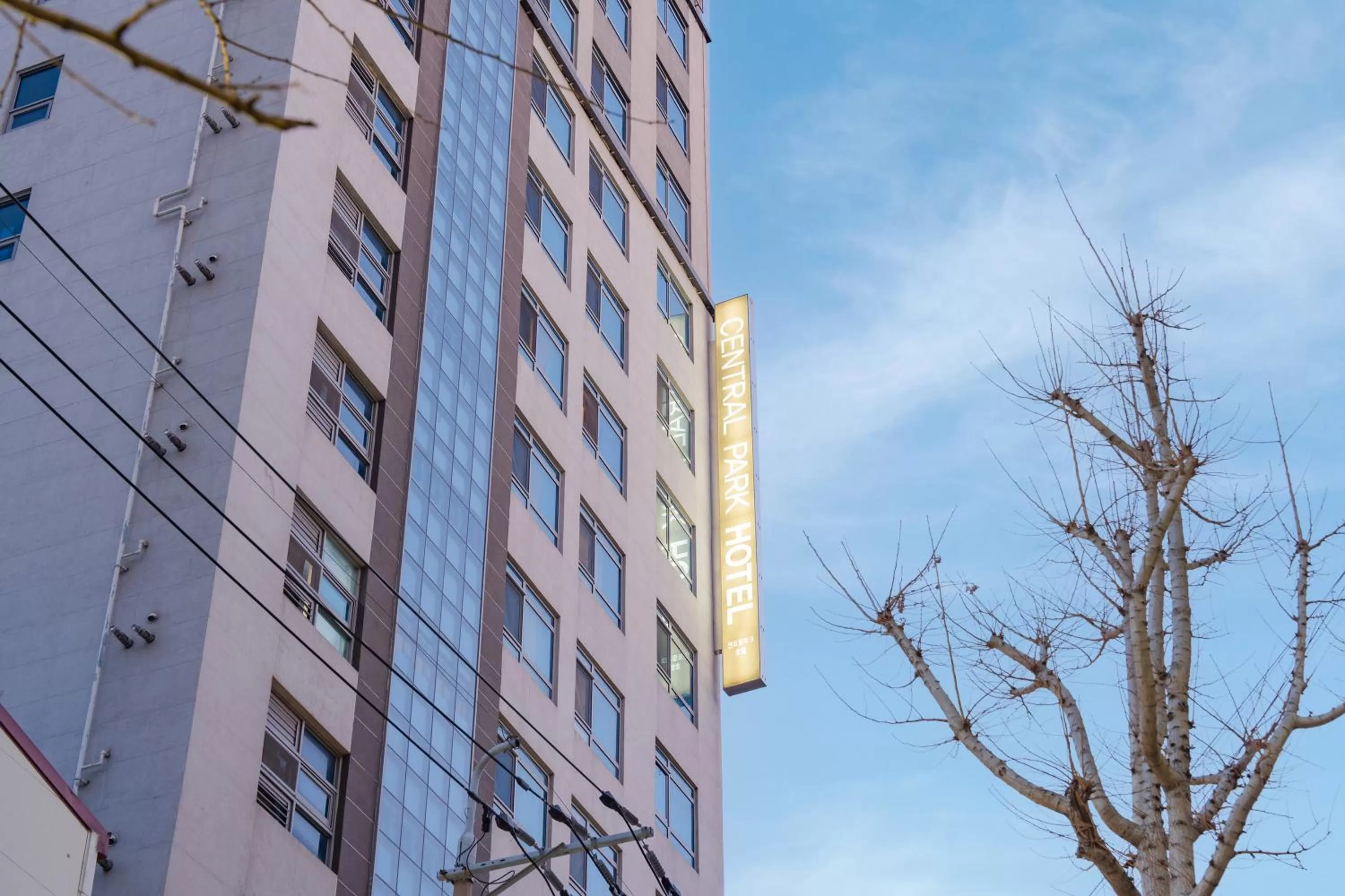 Property building in Central Park Hotel Busan