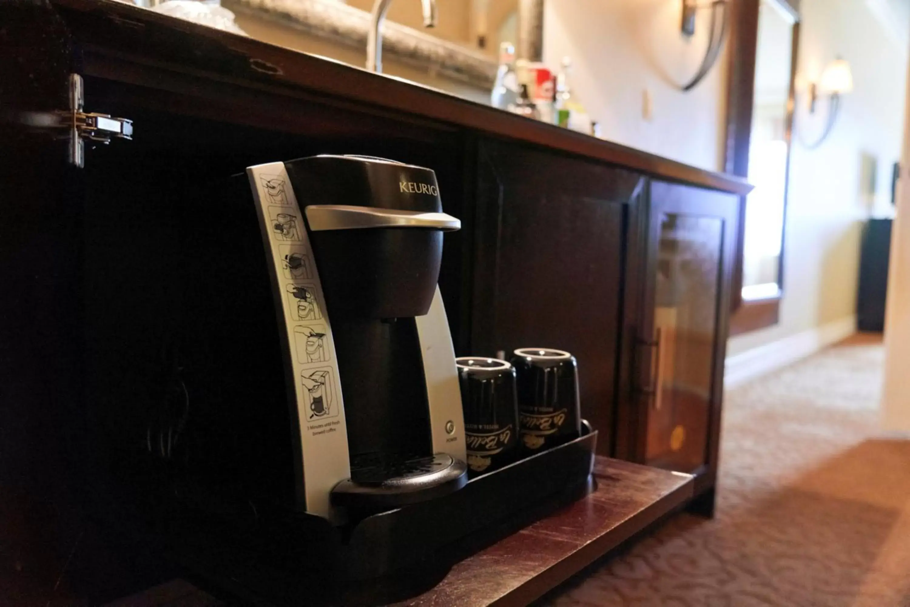 Coffee/Tea Facilities in La Bellasera Hotel And Suites