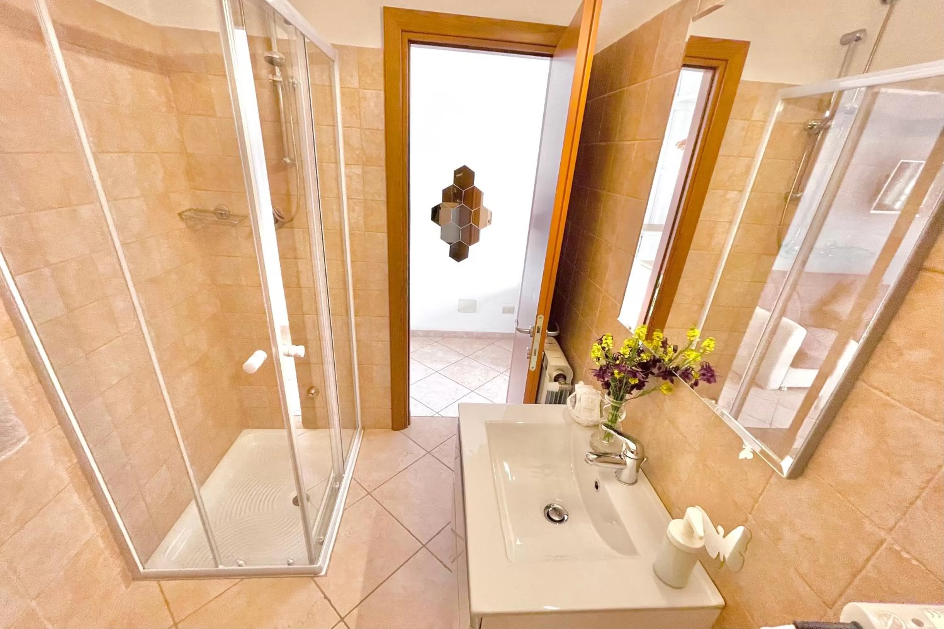 Bathroom in Albergo Vittoria