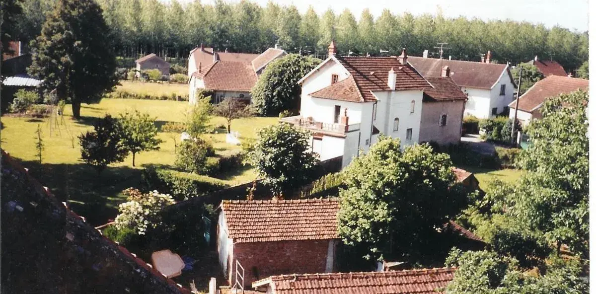 Bird's eye view, Bird's-eye View in La Coutrotte Becquine