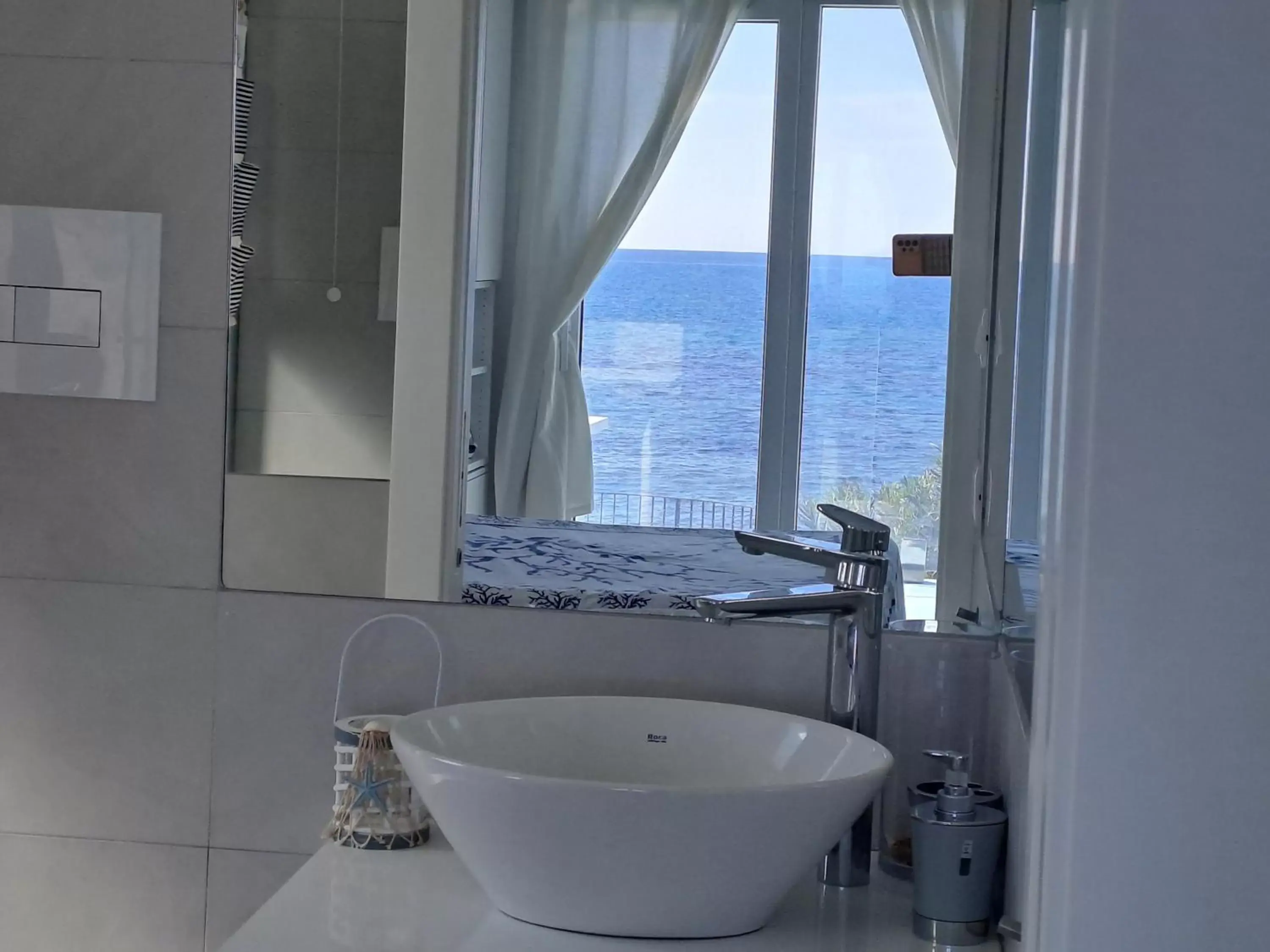 Bathroom in La Luna sul Mare - Relax & Sea