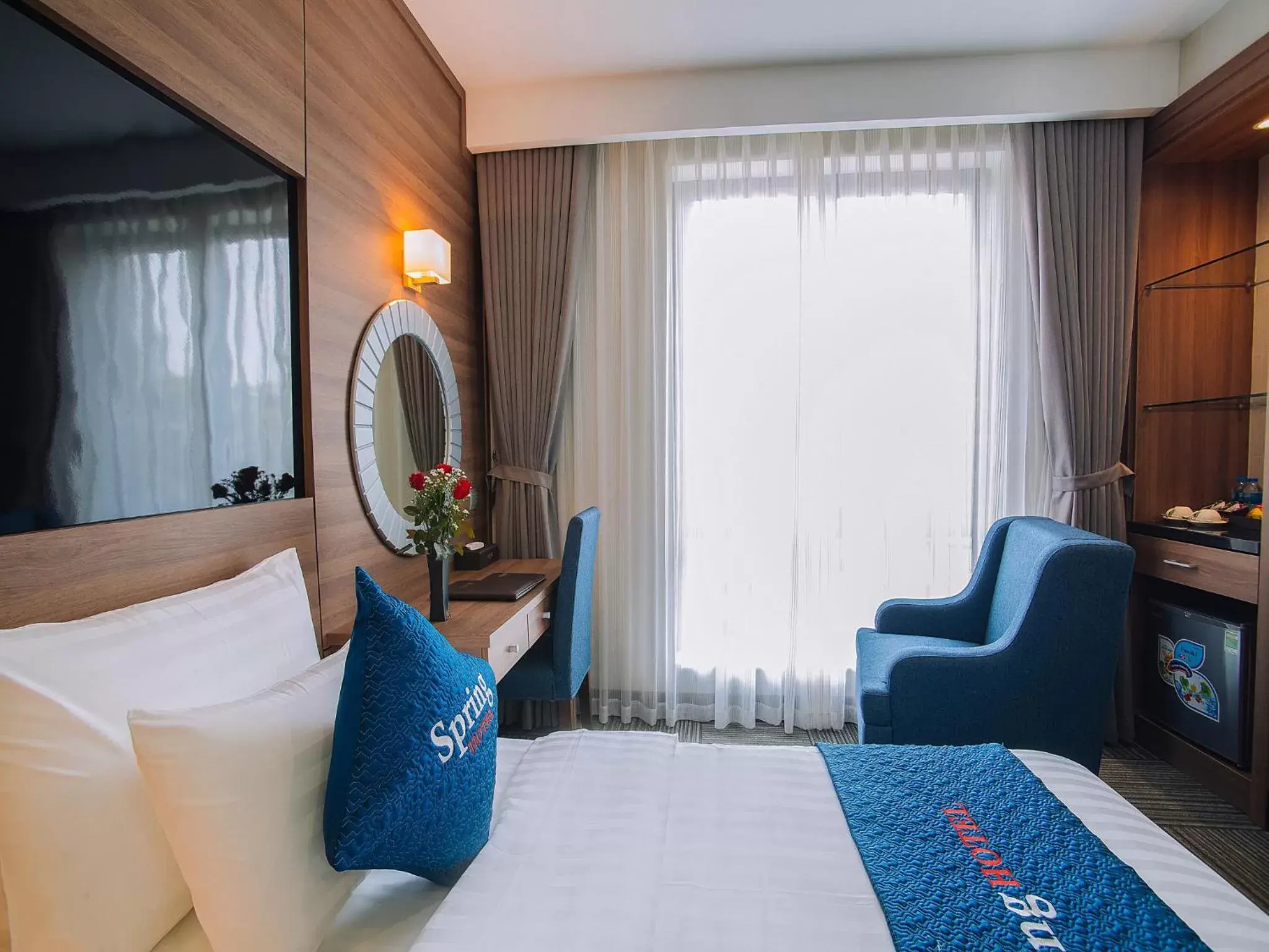 Bedroom, Bed in Spring Hotel Hanoi