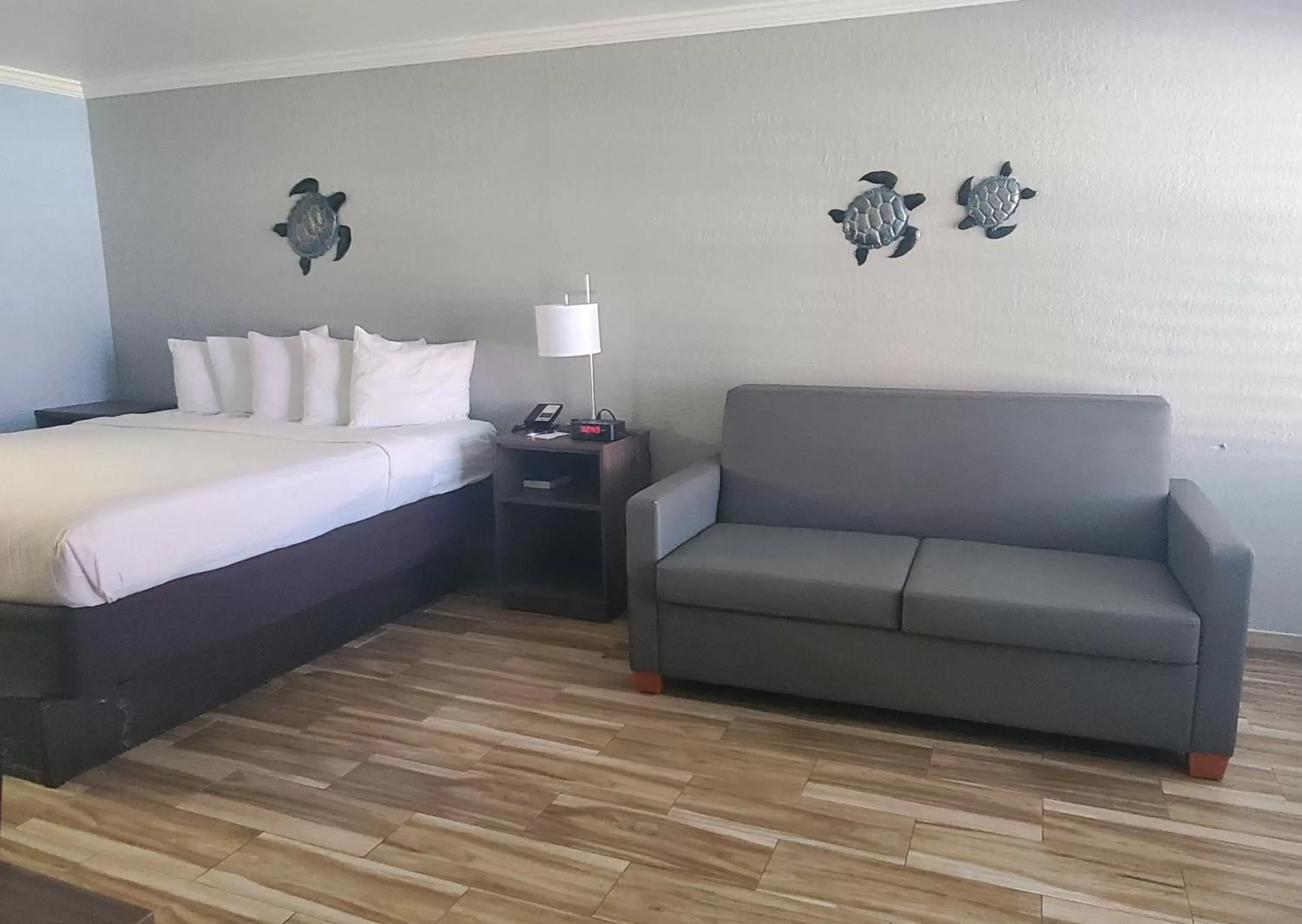 Bedroom in Vero Beach Inn & Suites Vero Beach I-95