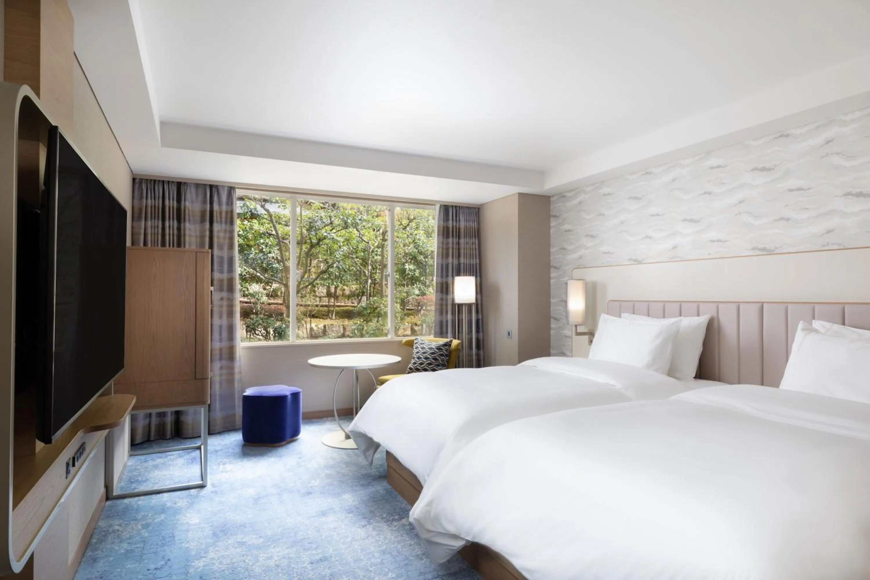 Photo of the whole room, Bed in The Westin Miyako Kyoto