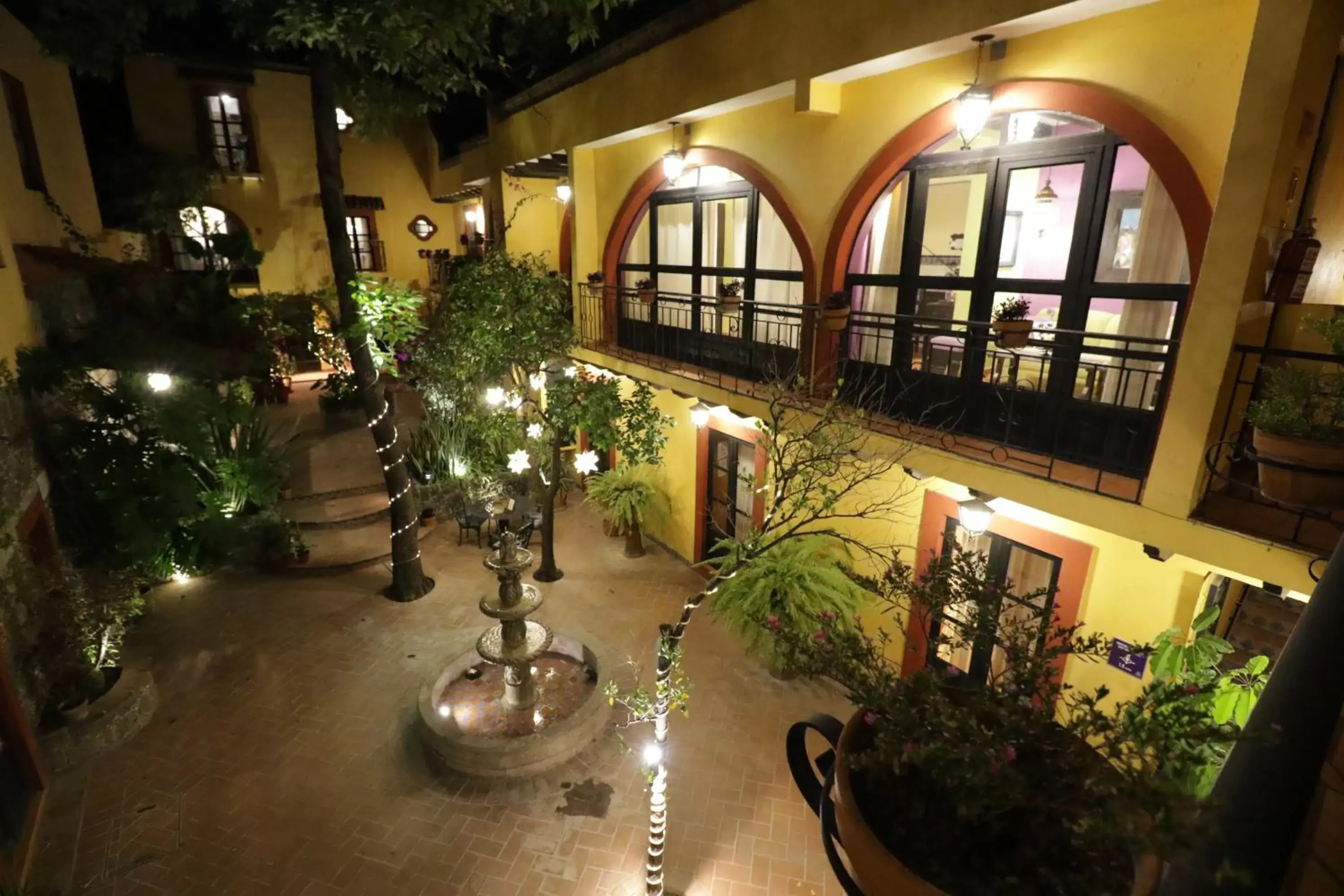 Inner courtyard view in Casa Mia Suites