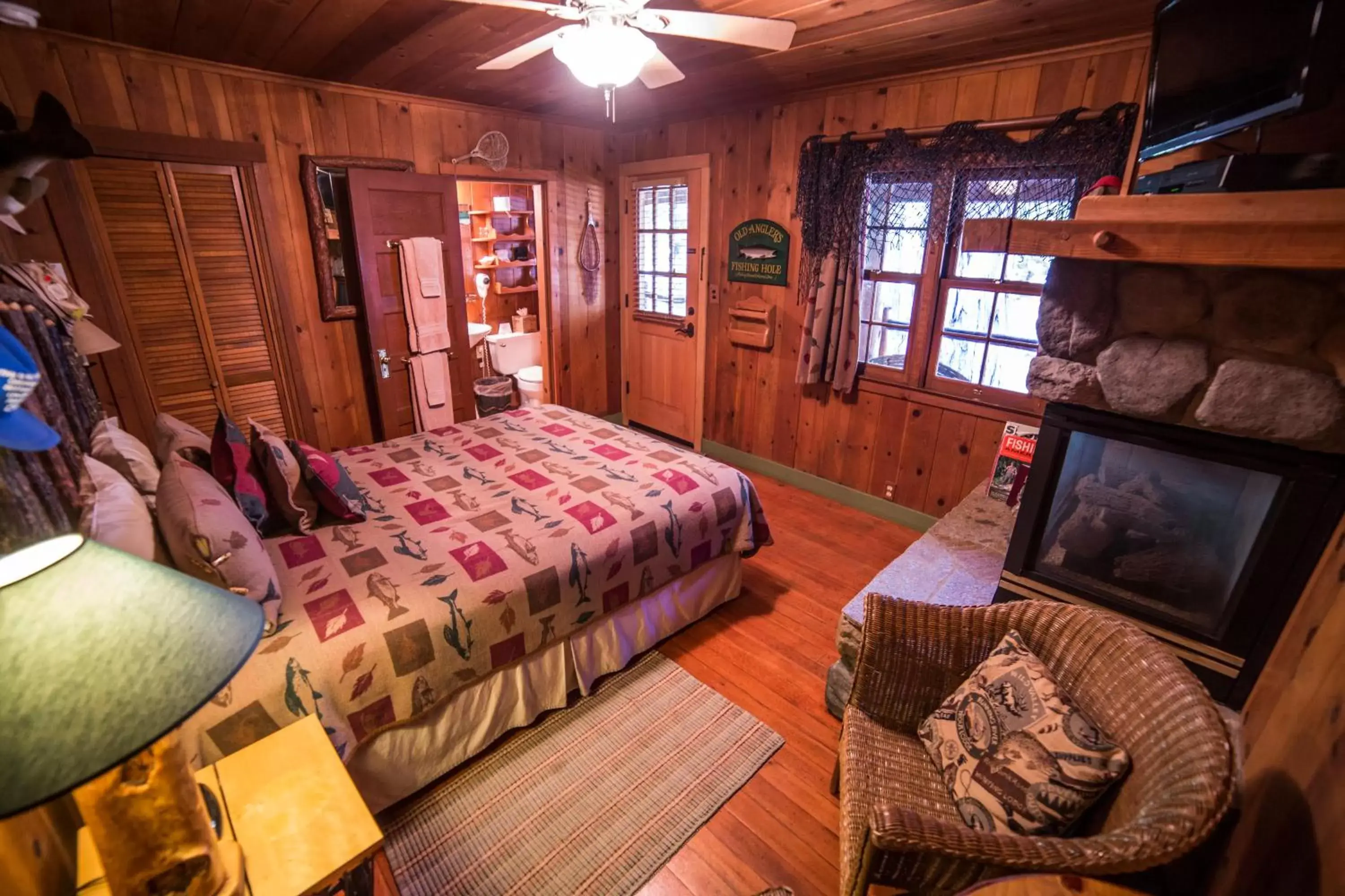 Photo of the whole room in Cottage Inn At Lake Tahoe