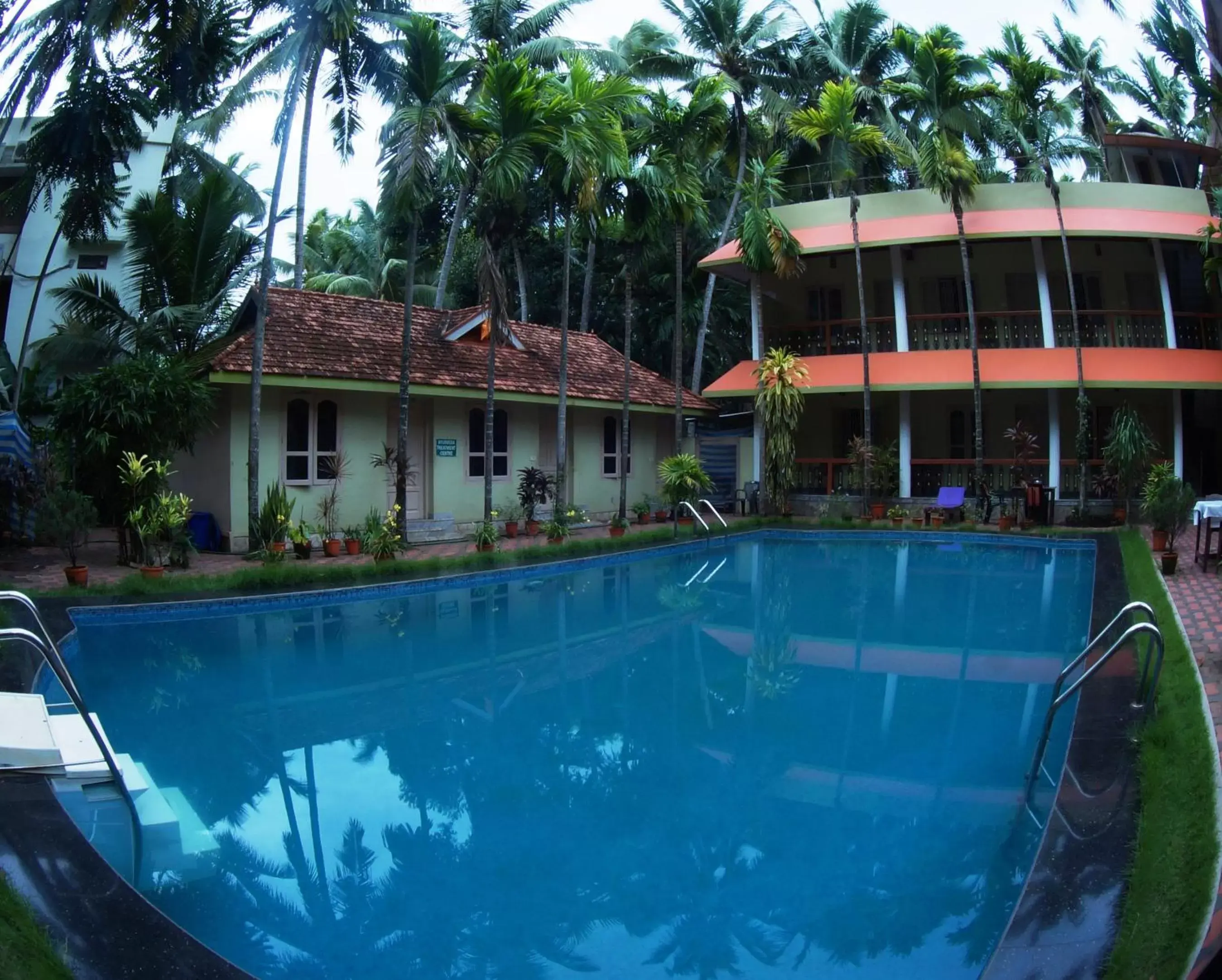 Swimming pool in Ideal Ayurvedic Resort Kovalam Swimming pool in Ideal Ayurvedic Resort Kovalam