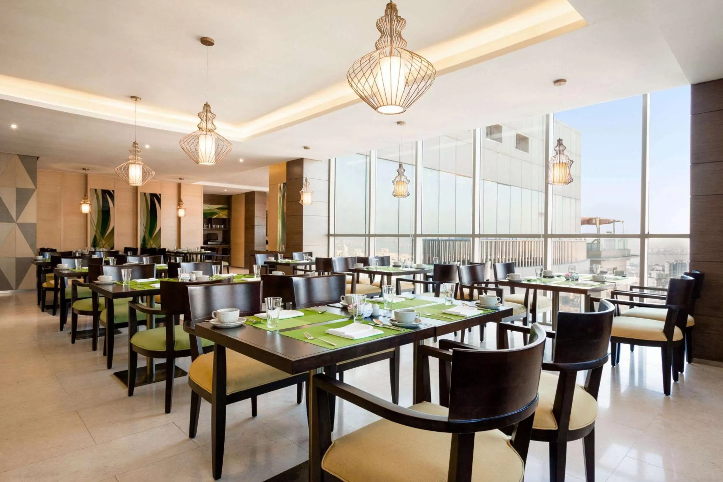 Restaurant/places to eat in Wyndham Garden Manama