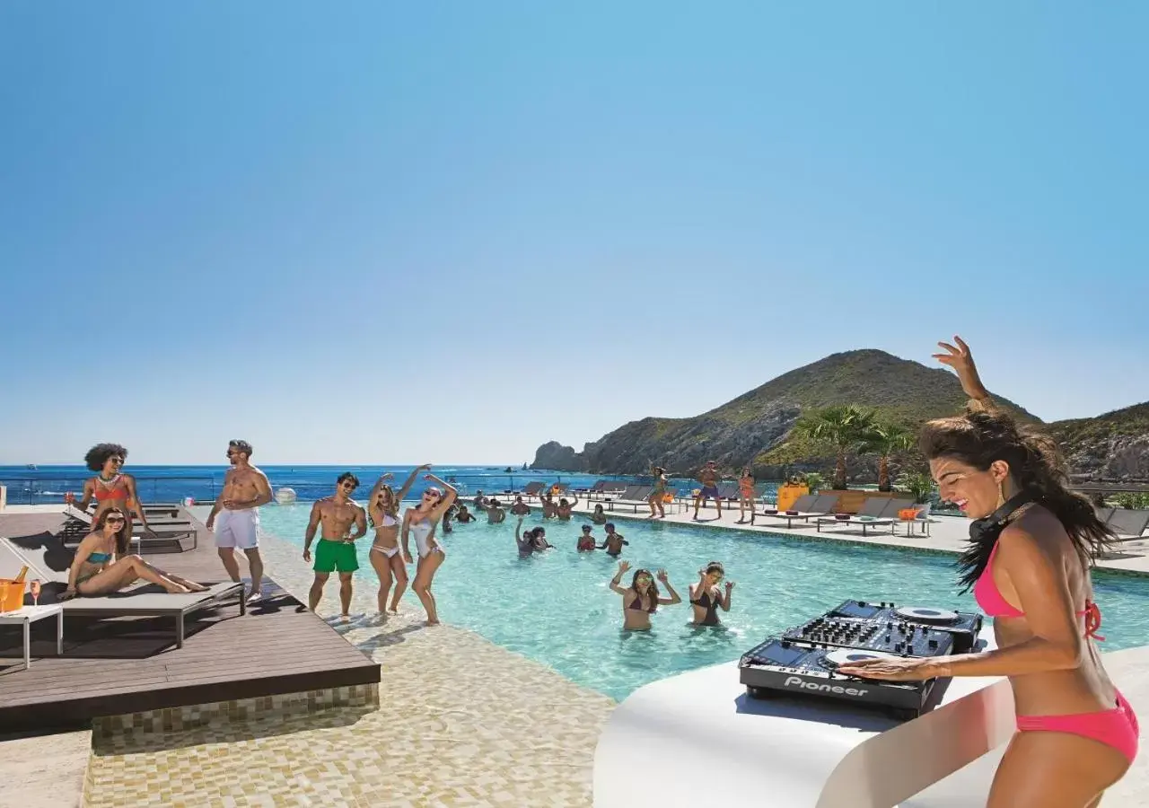 Nightclub / DJ in Breathless Cabo San Lucas - Adults Only