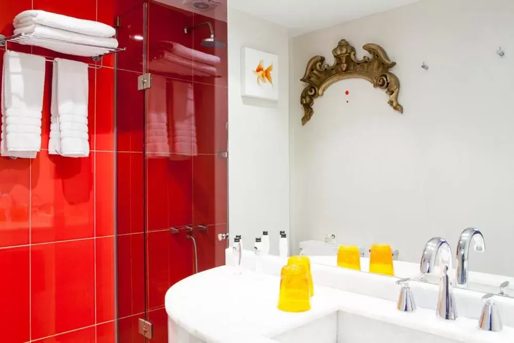 Bathroom in Rendez Vous Hotel Buenos Aires