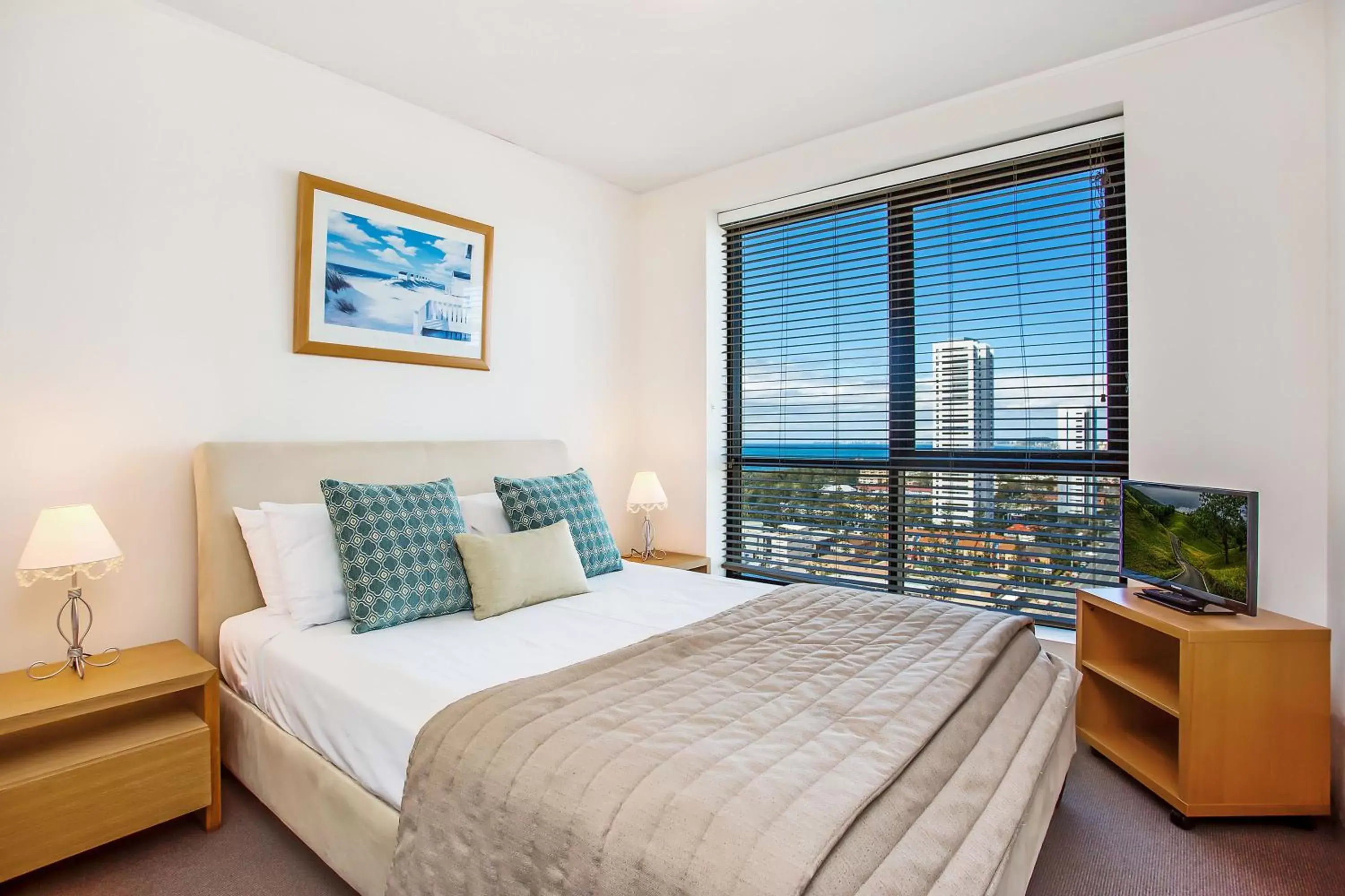 Bedroom, Bed in Mantra Broadbeach on the Park Bedroom, Bed in Mantra Broadbeach on the Park