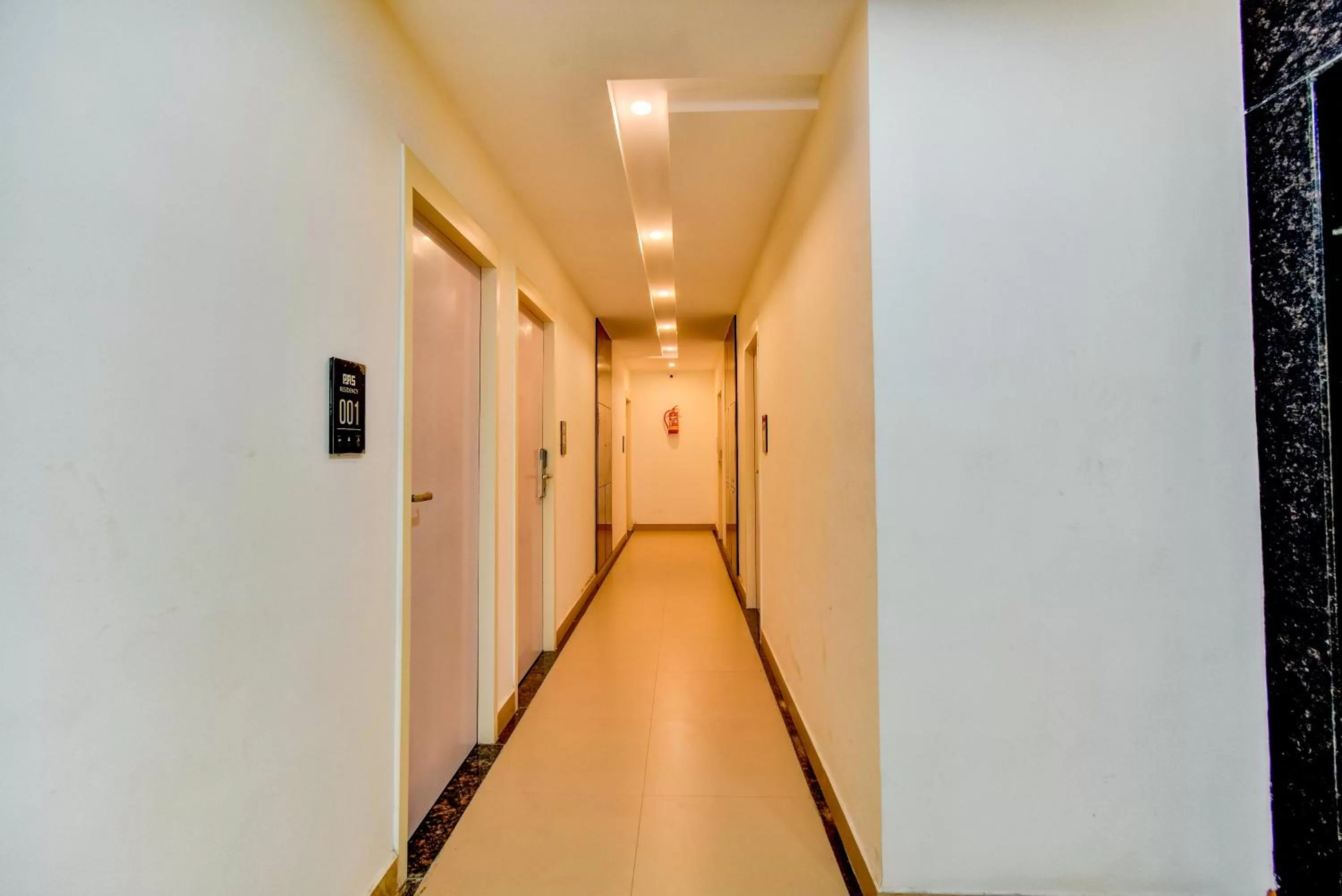 Lobby or reception in FabHotel PAS Residency - Nr Marina Beach