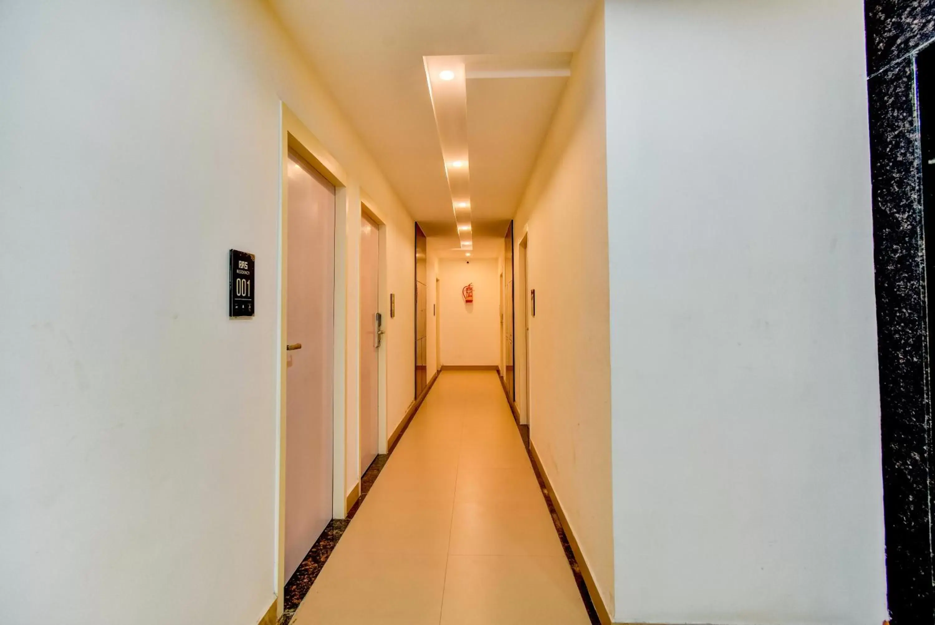 Lobby or reception in FabExpress PAS Residency - Nr Marina Beach Lobby or reception in FabExpress PAS Residency - Nr Marina Beach