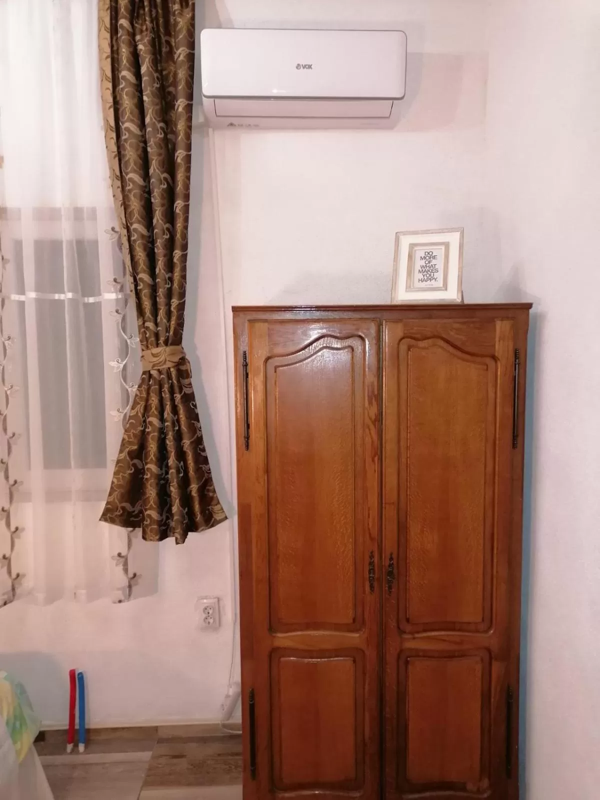 TV/Entertainment Center in Banja Luka šetalište