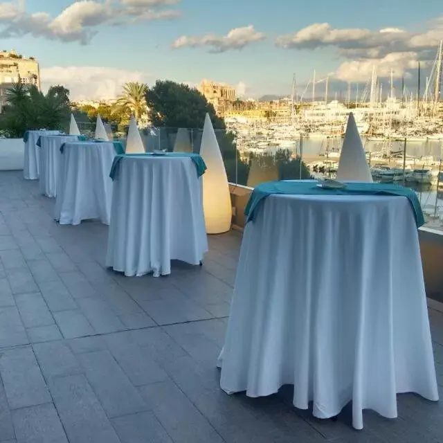 Balcony/Terrace, Banquet Facilities in Hotel Costa Azul