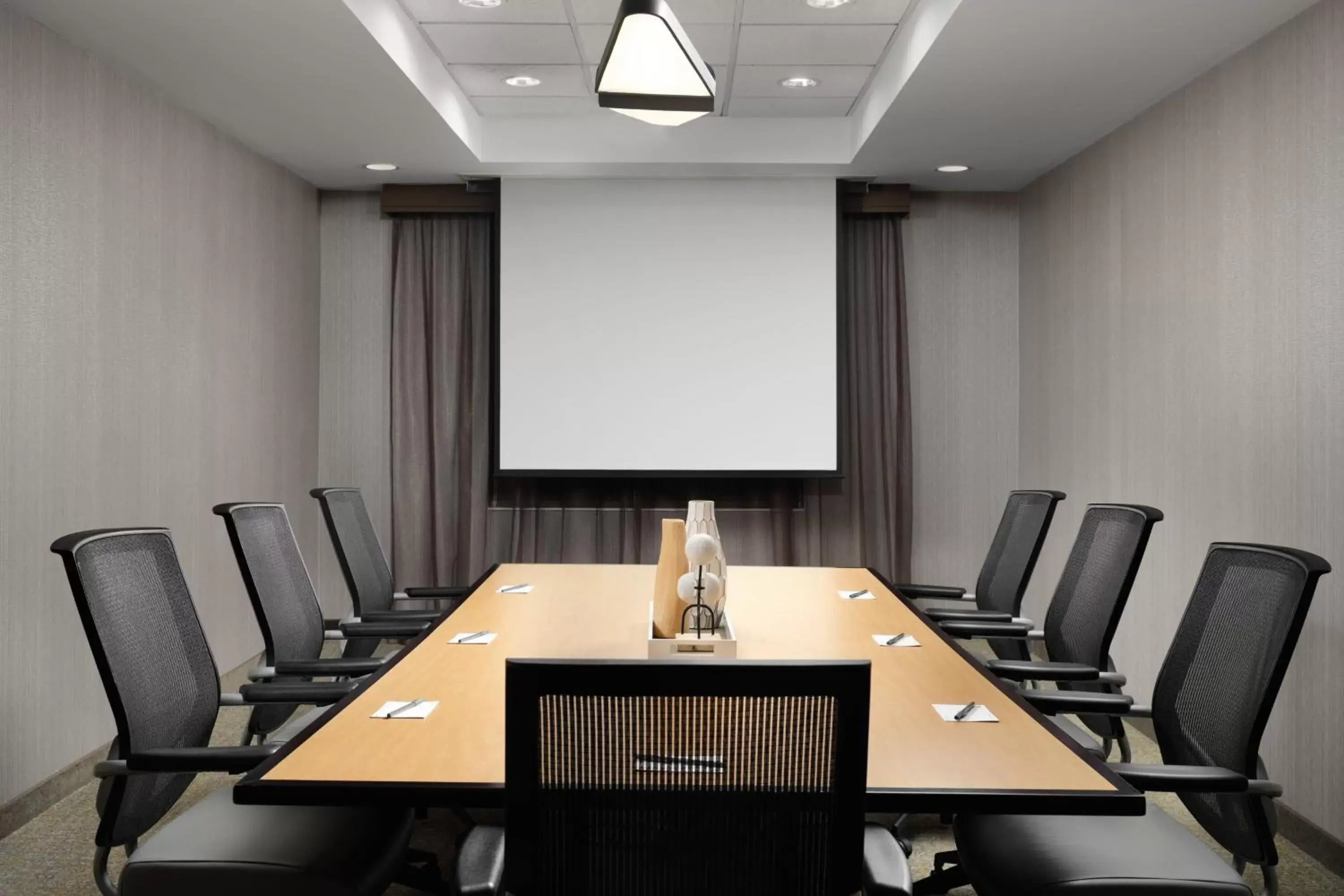 Meeting/conference room in Spring Hill Suites Minneapolis-St. Paul Airport/Mall Of America