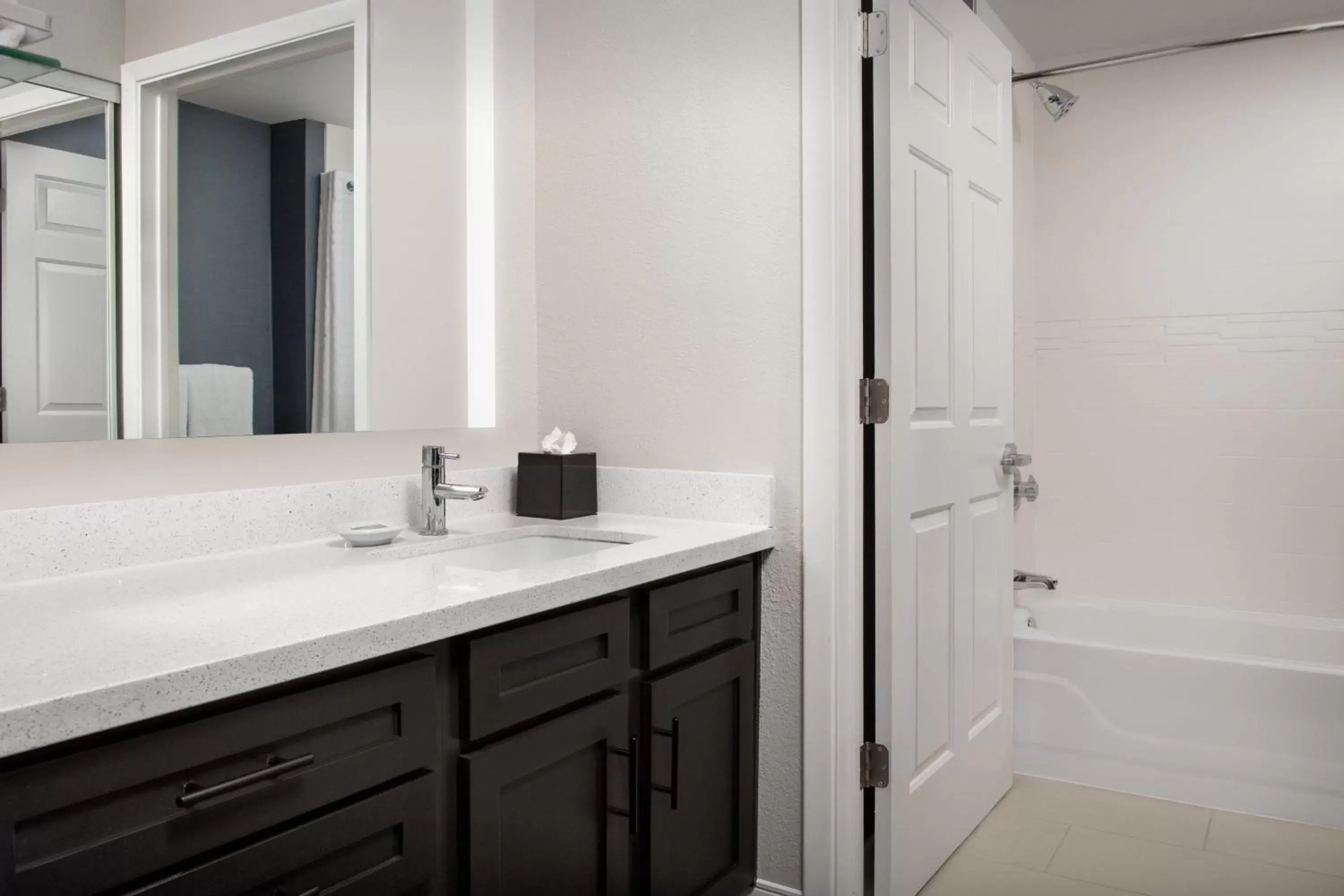 Bathroom in Residence Inn by Marriott Phoenix Airport