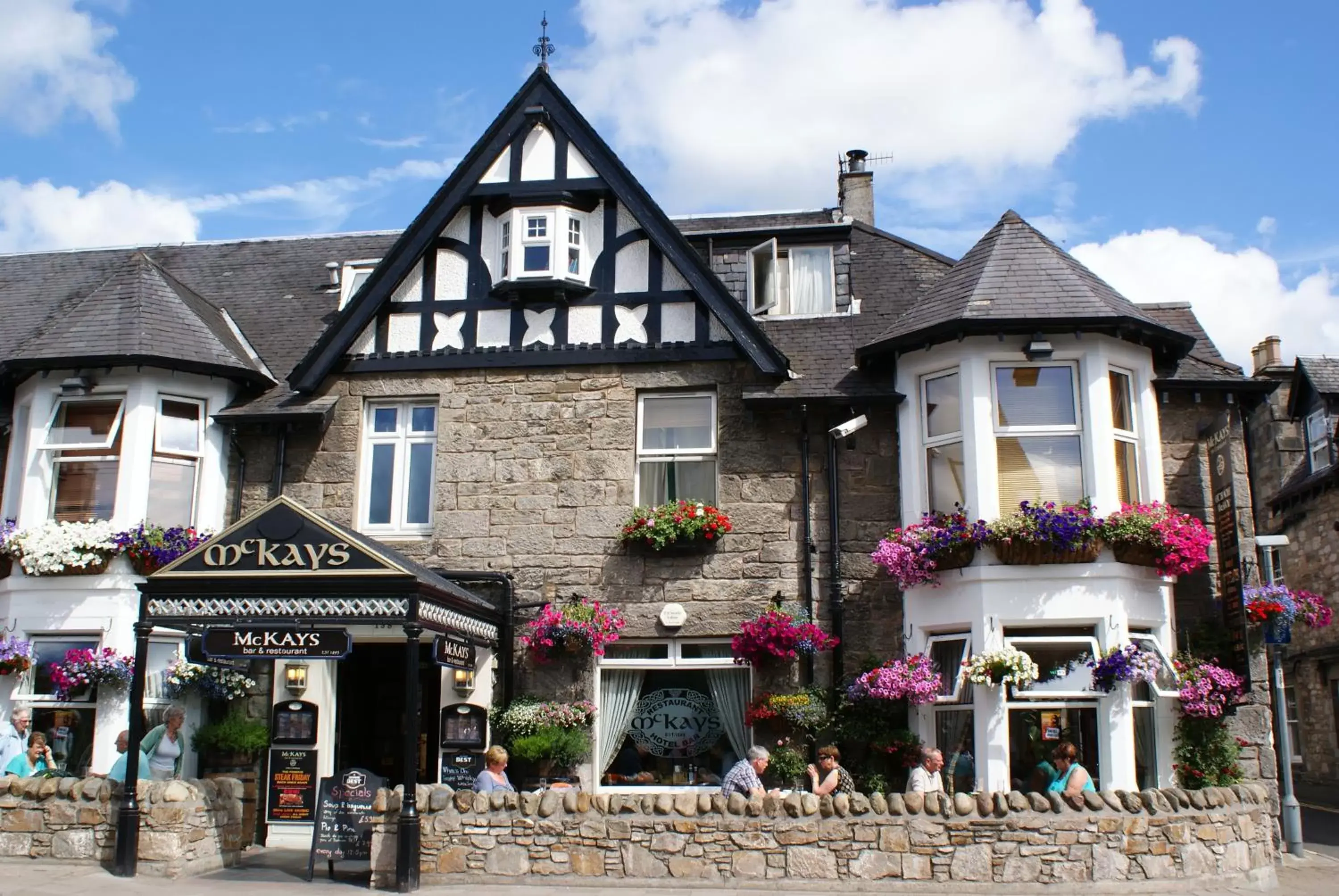 Facade/entrance, Property Building in McKays Hotel