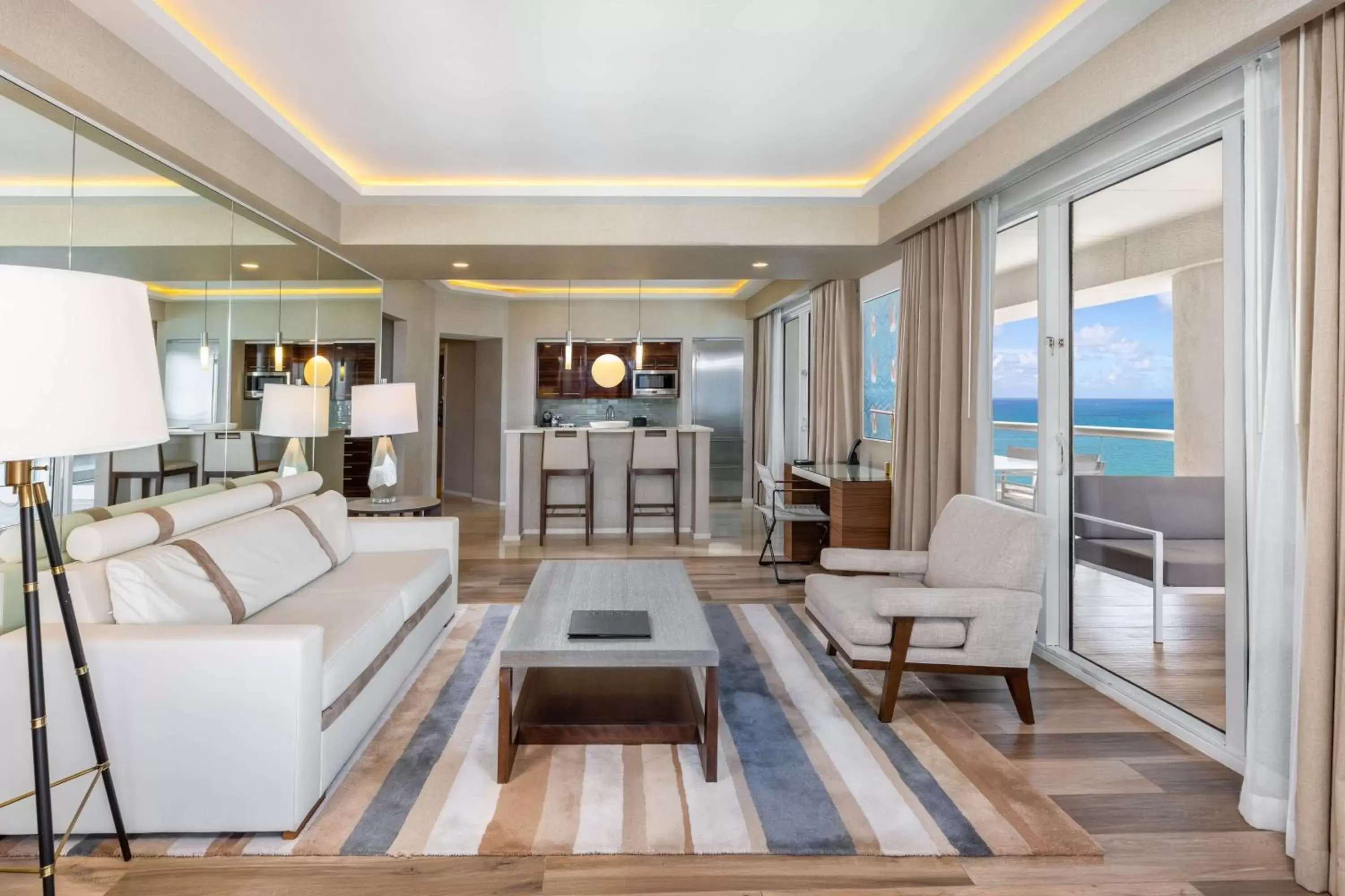 Living room, Seating Area in Conrad Fort Lauderdale Beach