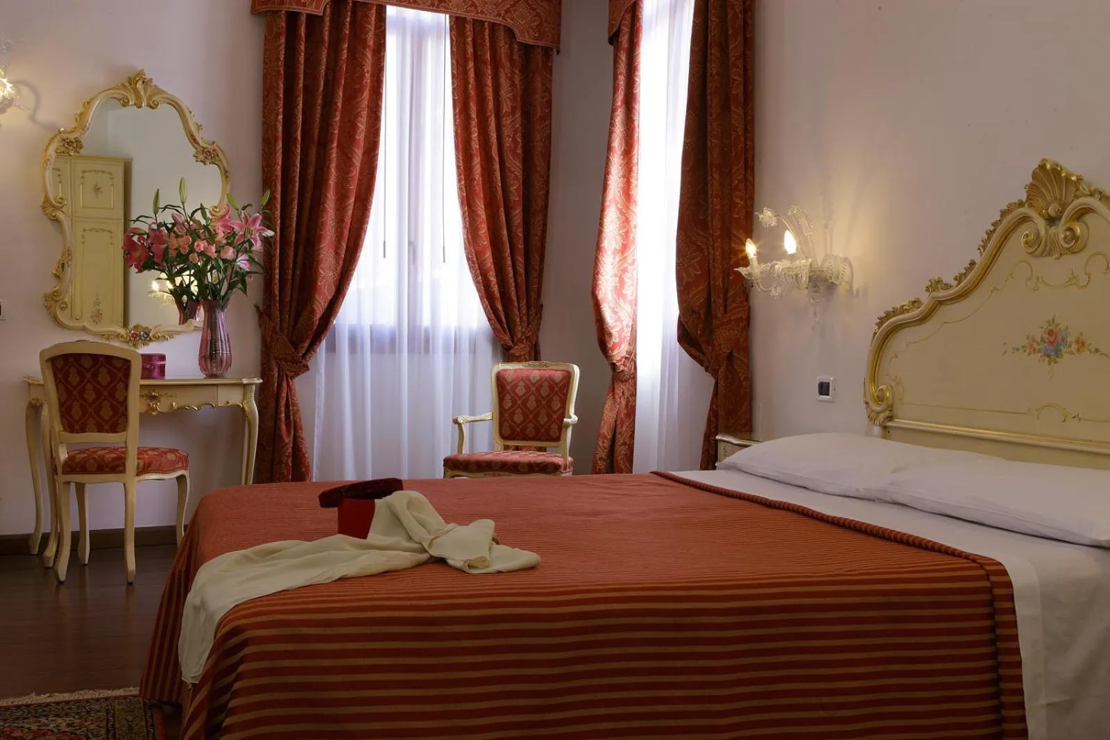 Photo of the whole room, Bed in Hotel La Residenza
