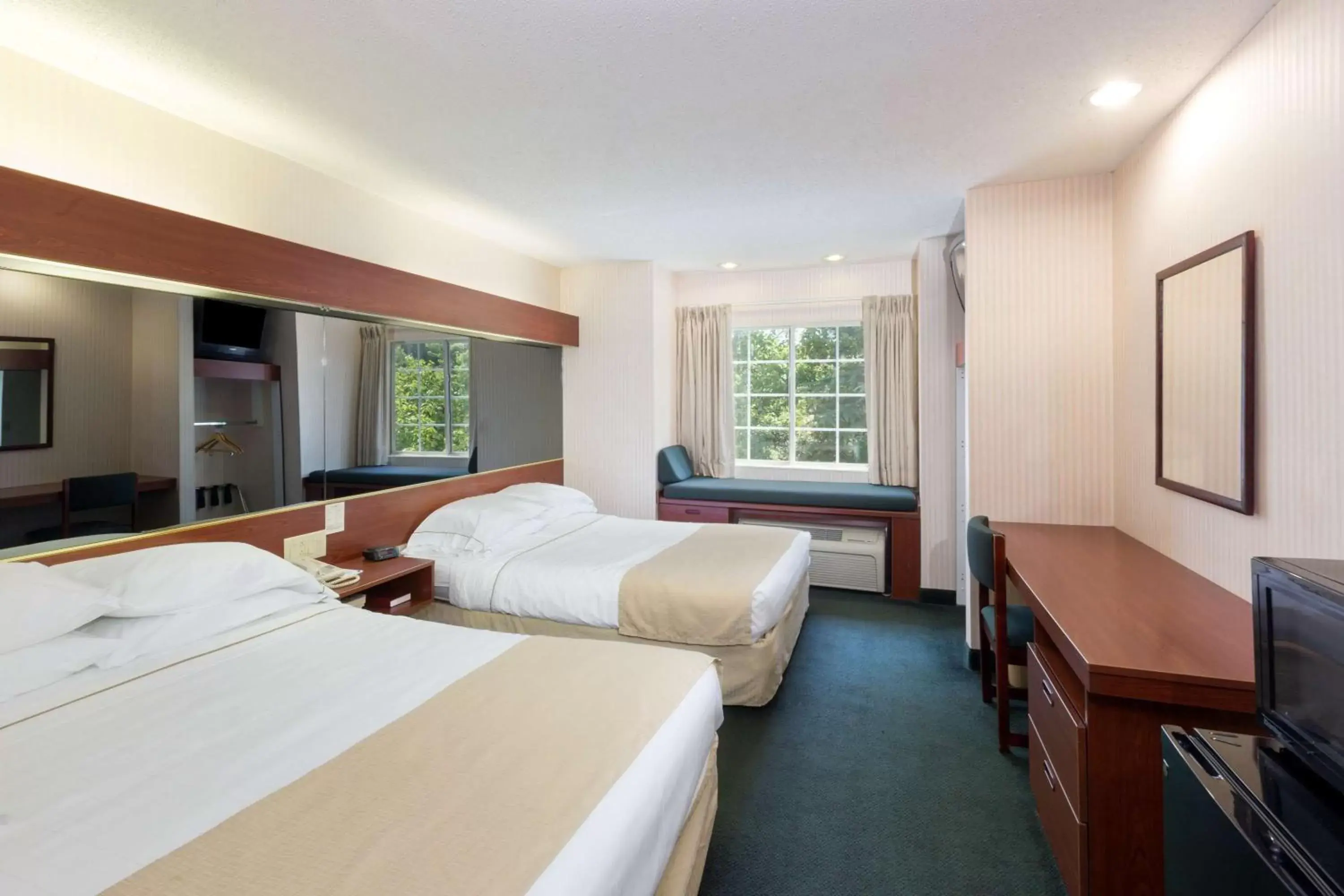 Queen Room with Two Queen Beds - Disability Access/Non-Smoking in Microtel Inn & Suites by Wyndham Matthews/Charlotte