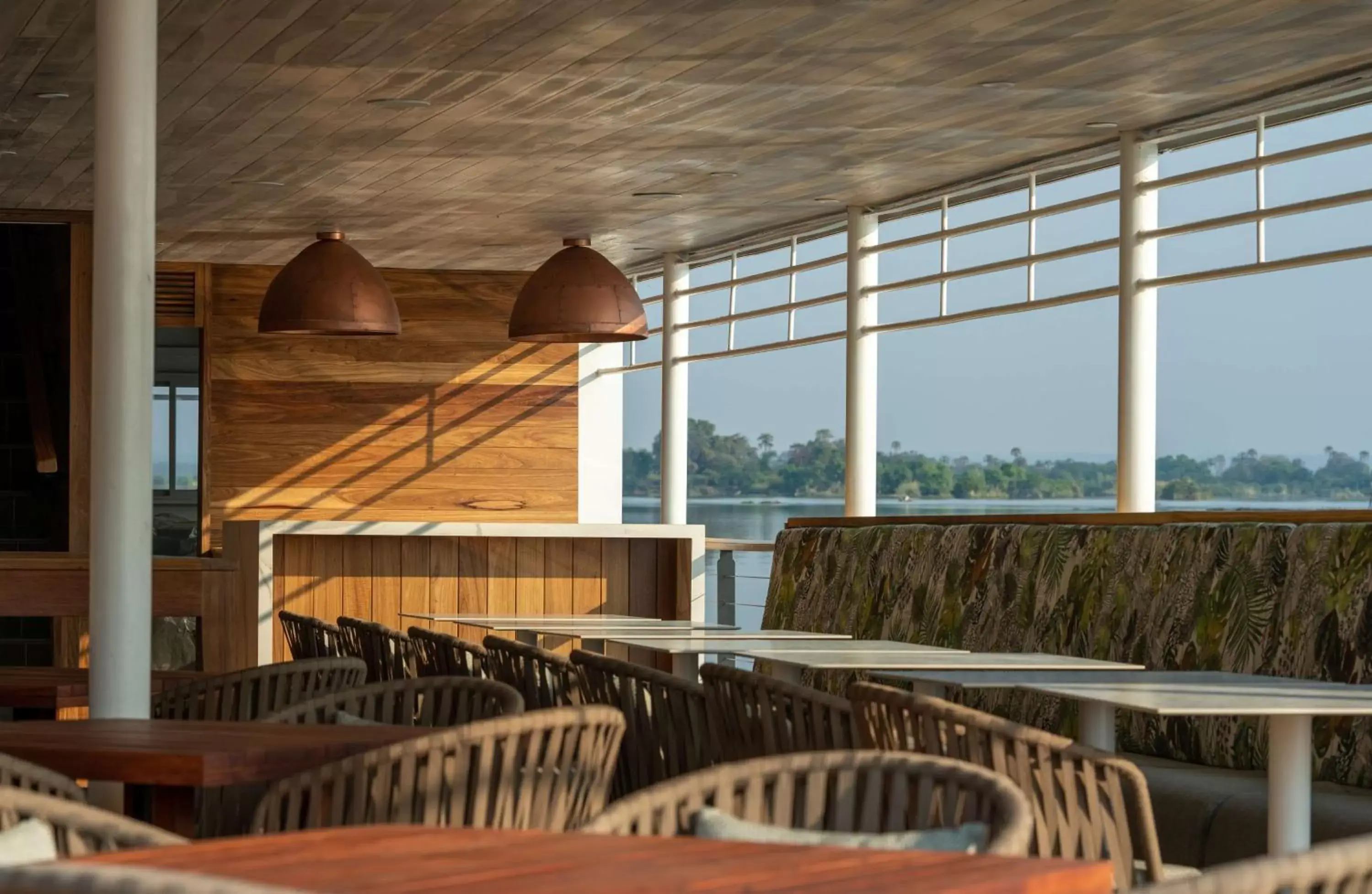 Restaurant/places to eat in Radisson Blu Mosi-oa-Tunya Livingstone Resort