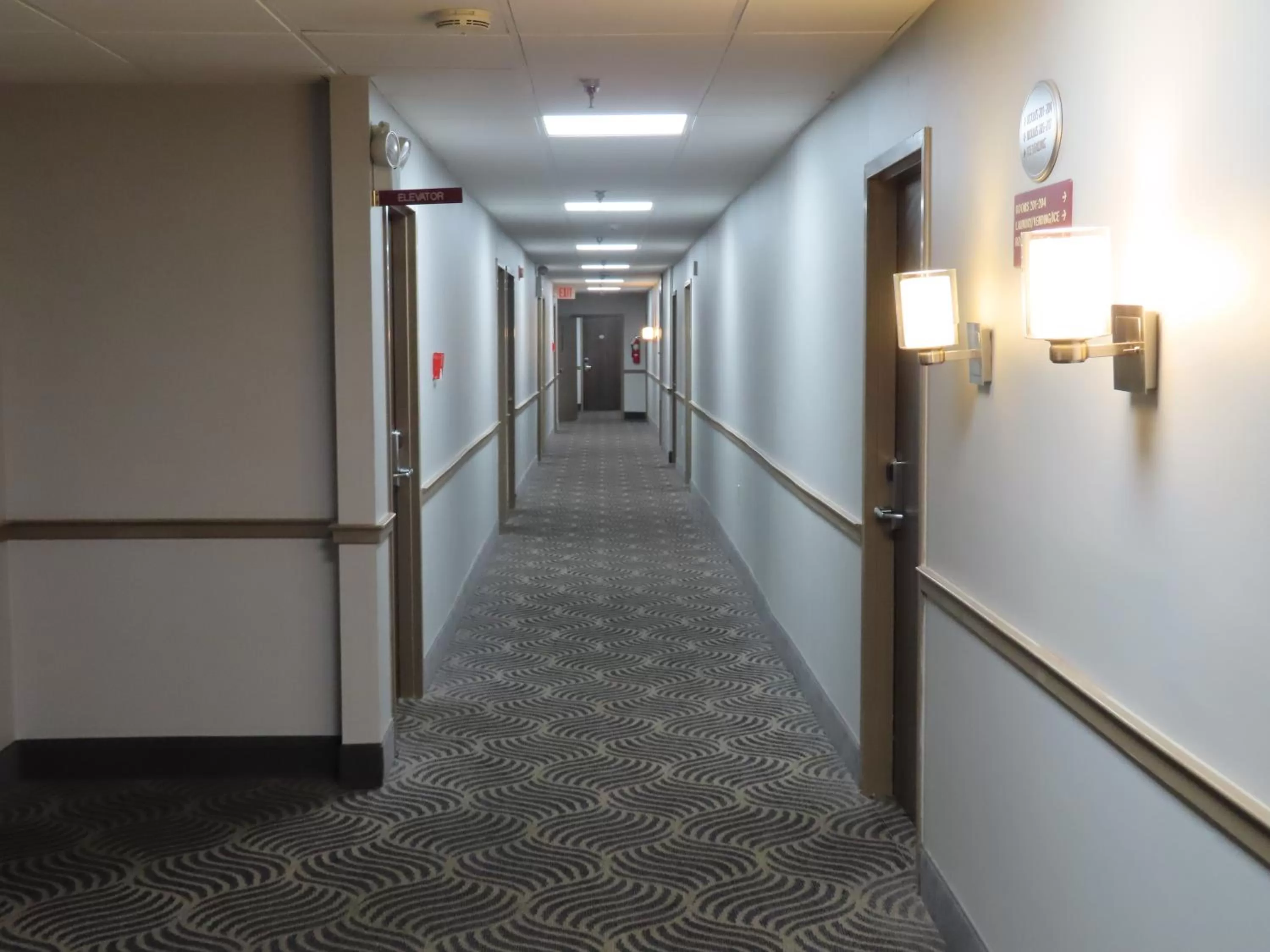 Property building in St Charles Hotel Downtown Hudson