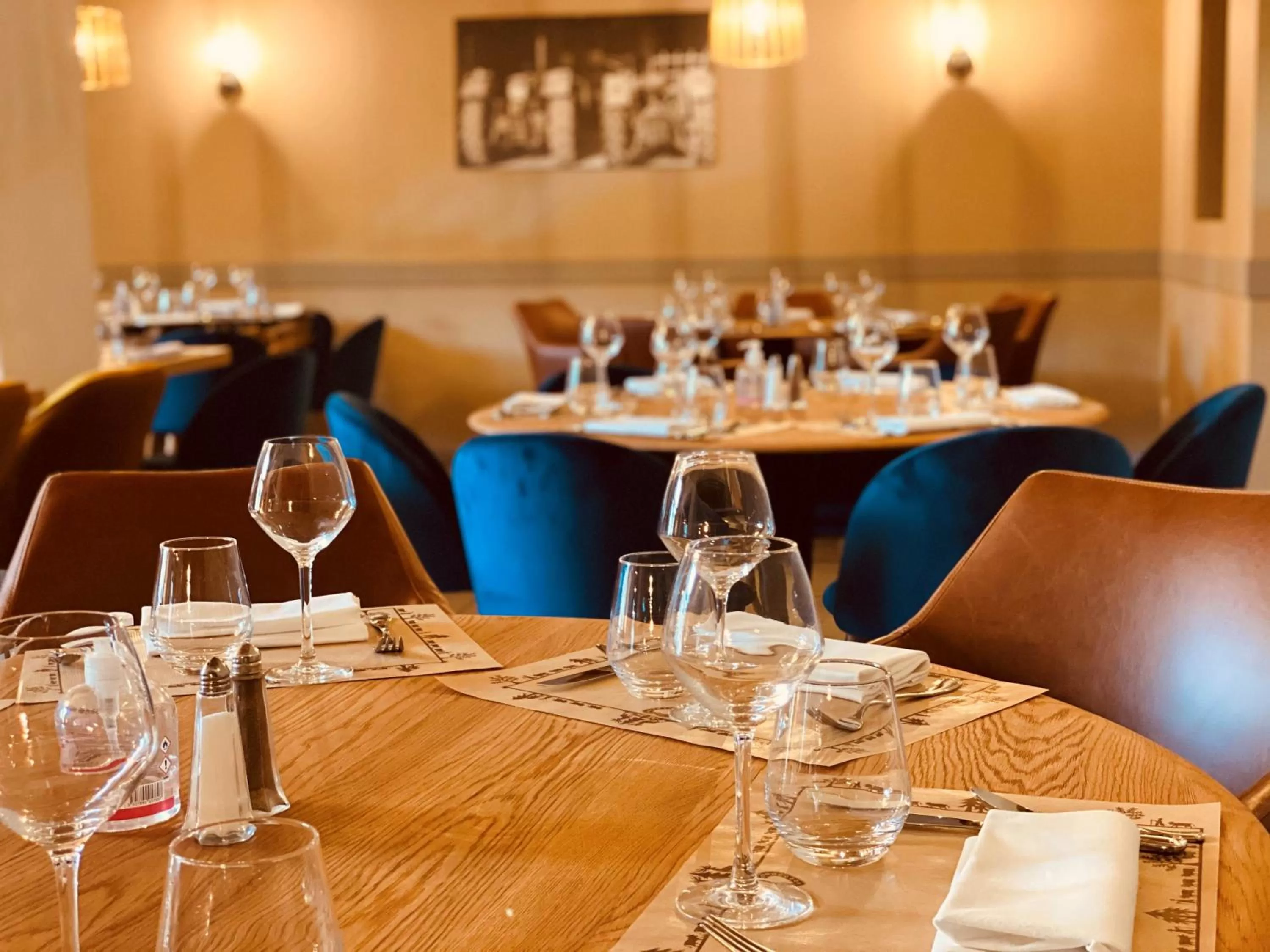 Restaurant/places to eat in Domaine de Suzel