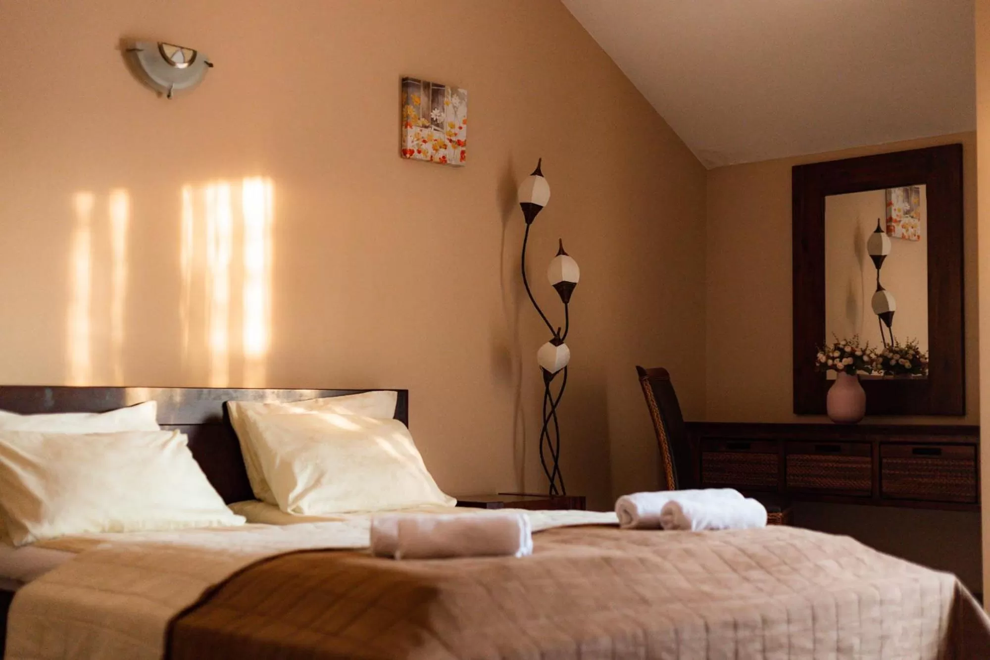 Bed in Maya Panzio-Rezidencia