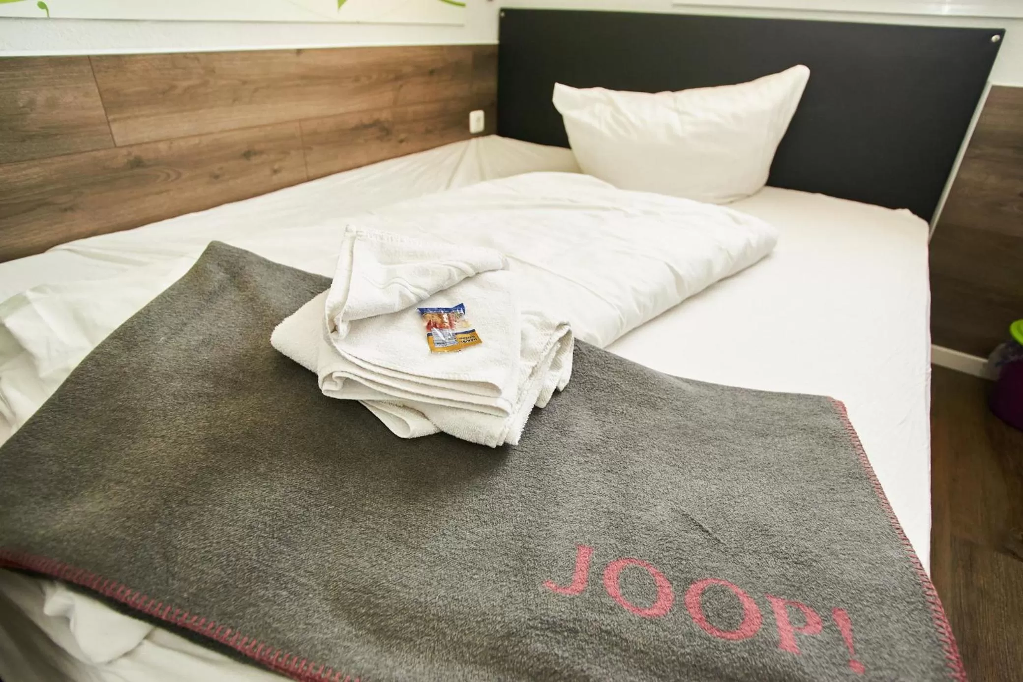 Photo of the whole room, Bed in Hotel City Inn