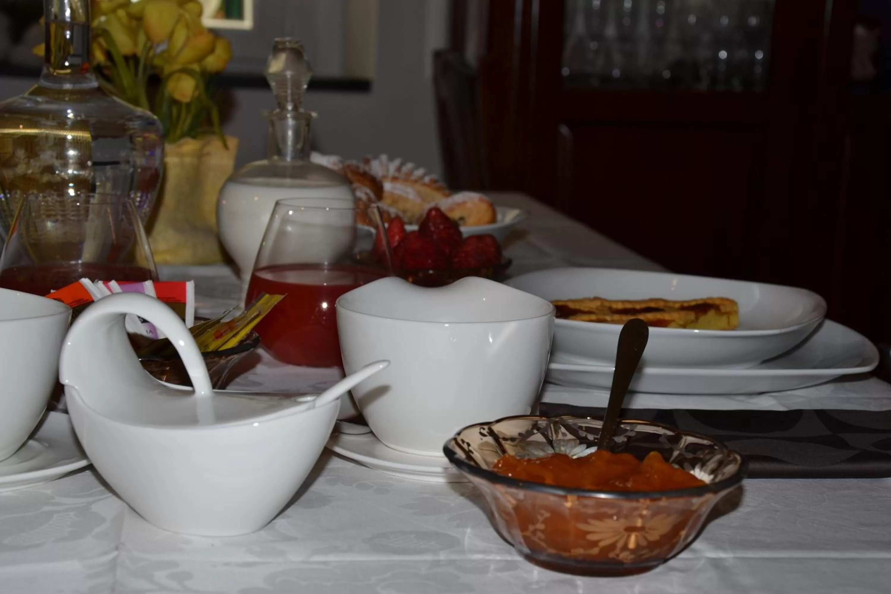 Food and drinks in B&B Torre Porta Marina