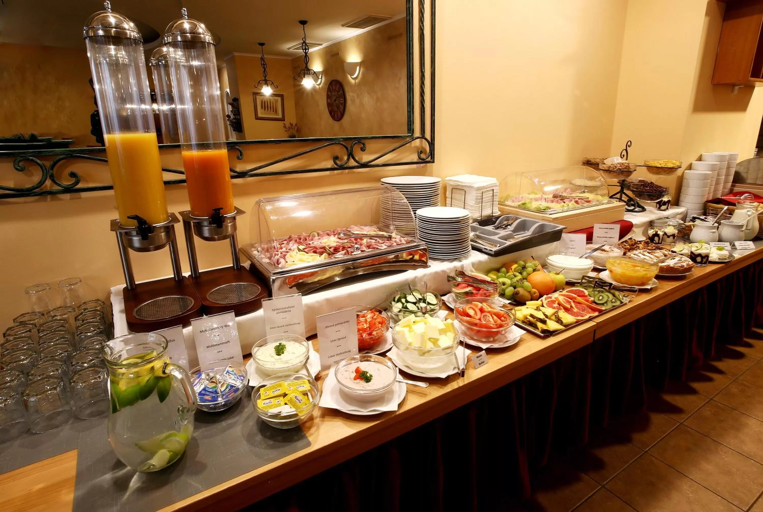 Buffet breakfast in Hotel Roudna