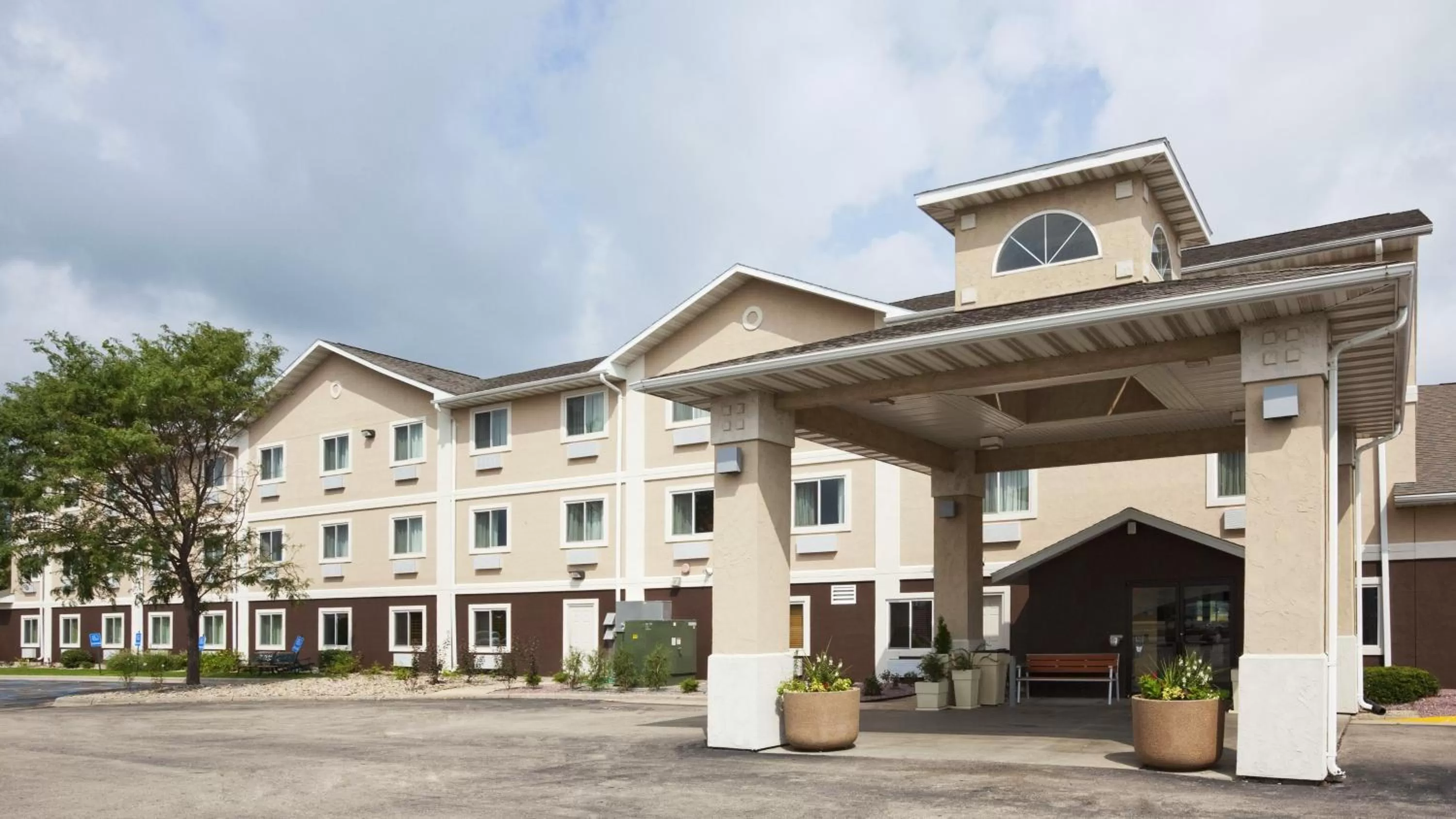 Property building in Holiday Inn Express Deforest by IHG